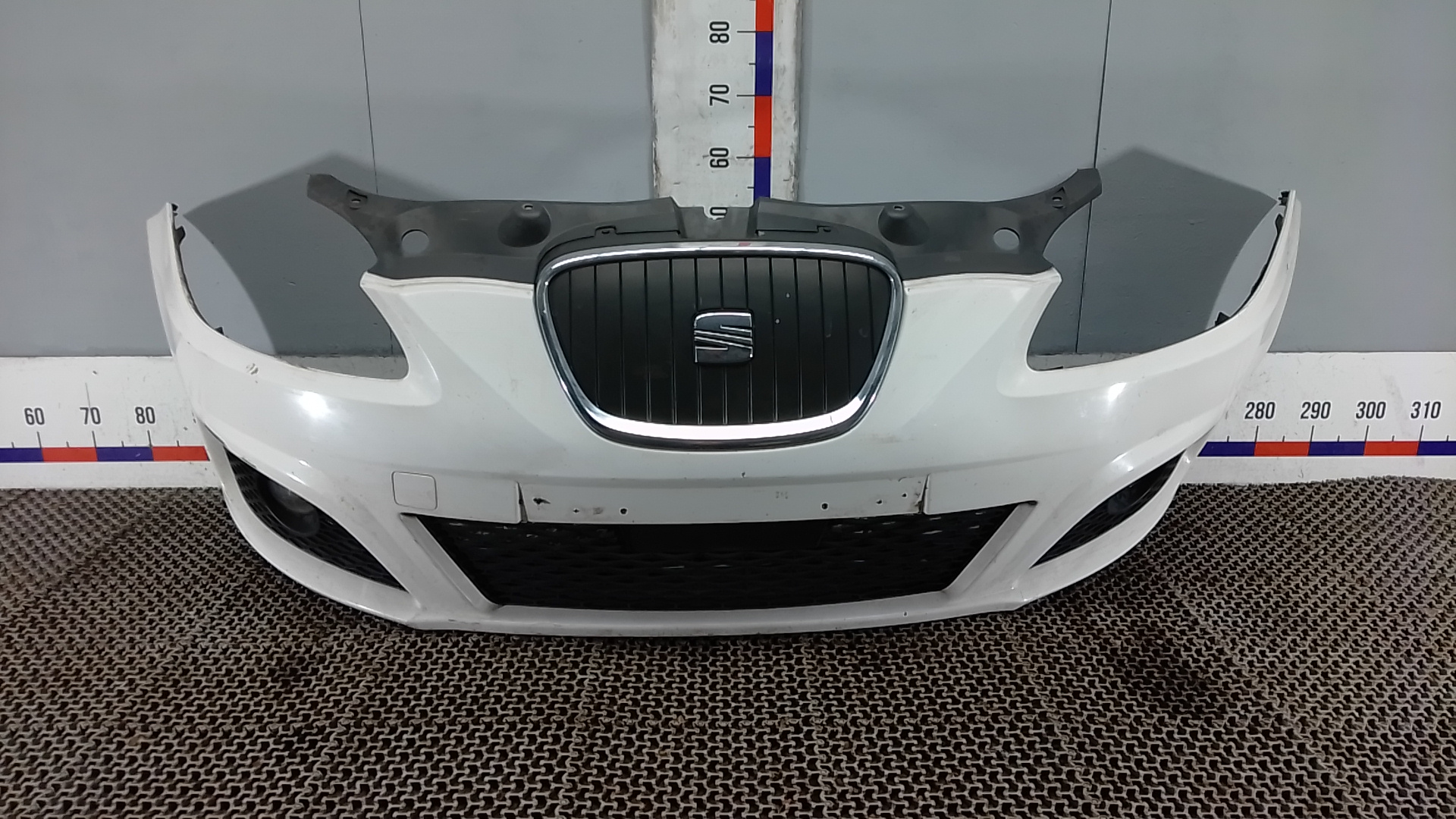 Бампер передний Seat Leon 2