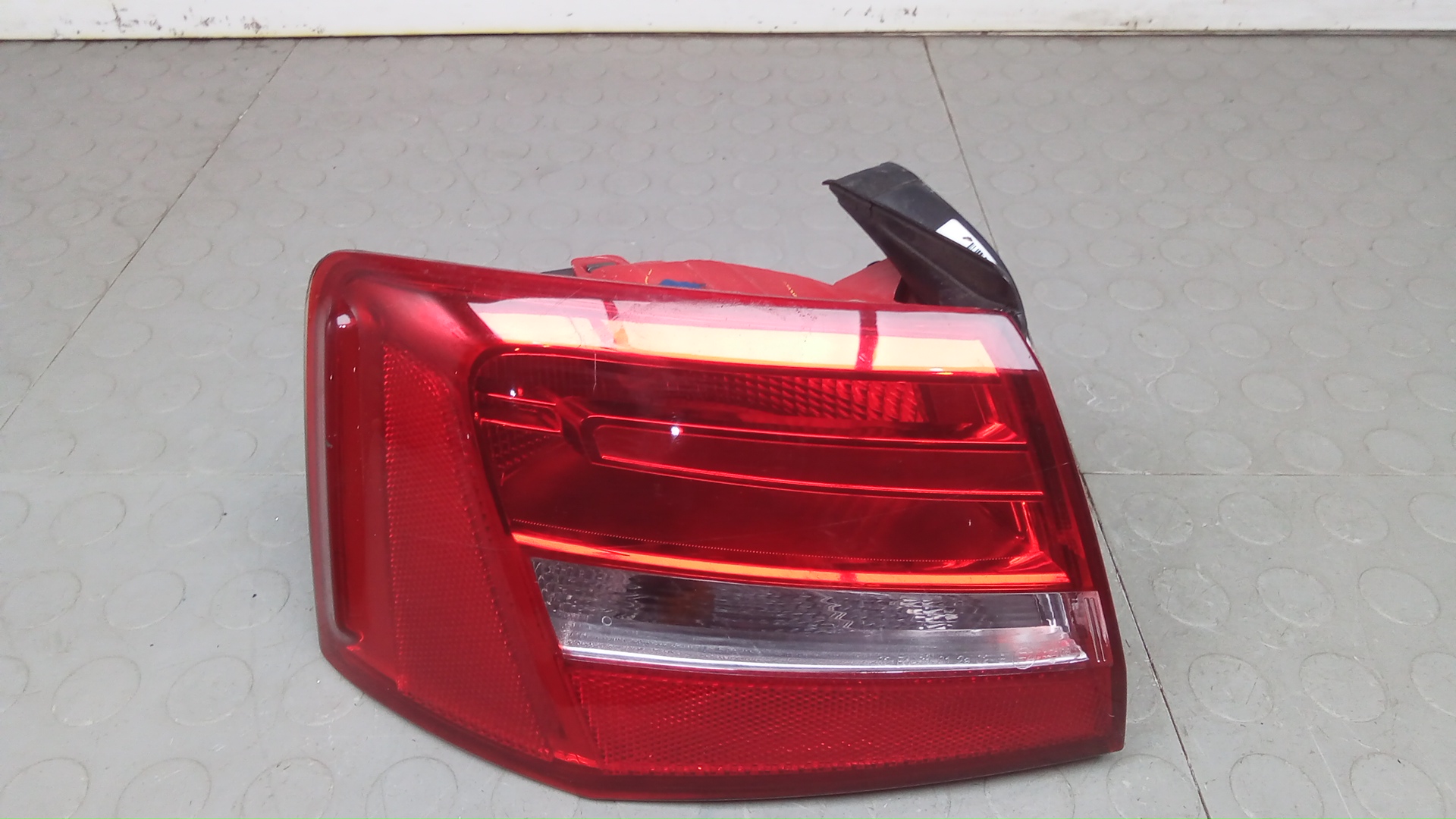 Фонарь задний левый Audi A6 C7