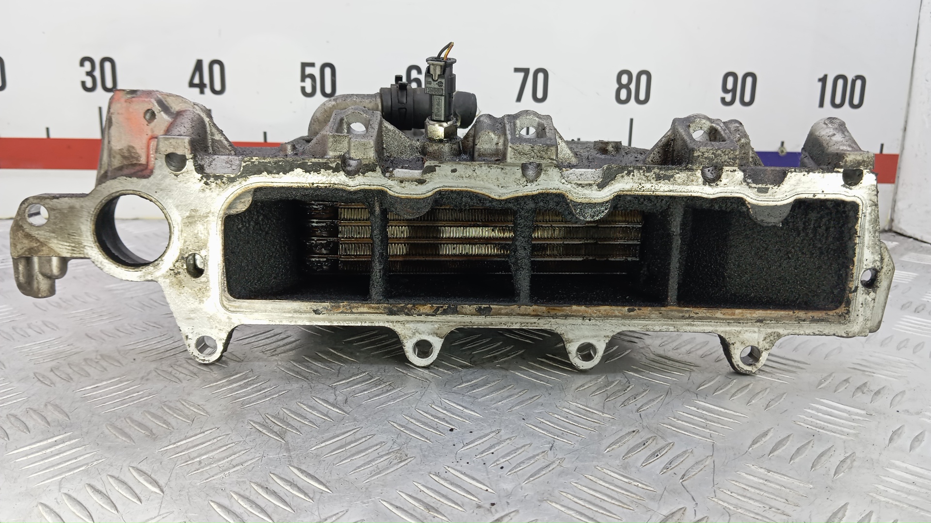 Впускной коллектор дизельный Volkswagen Passat B8