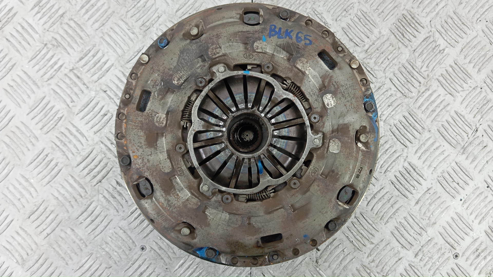 Маховик демпферный дизельный Volkswagen Crafter 1