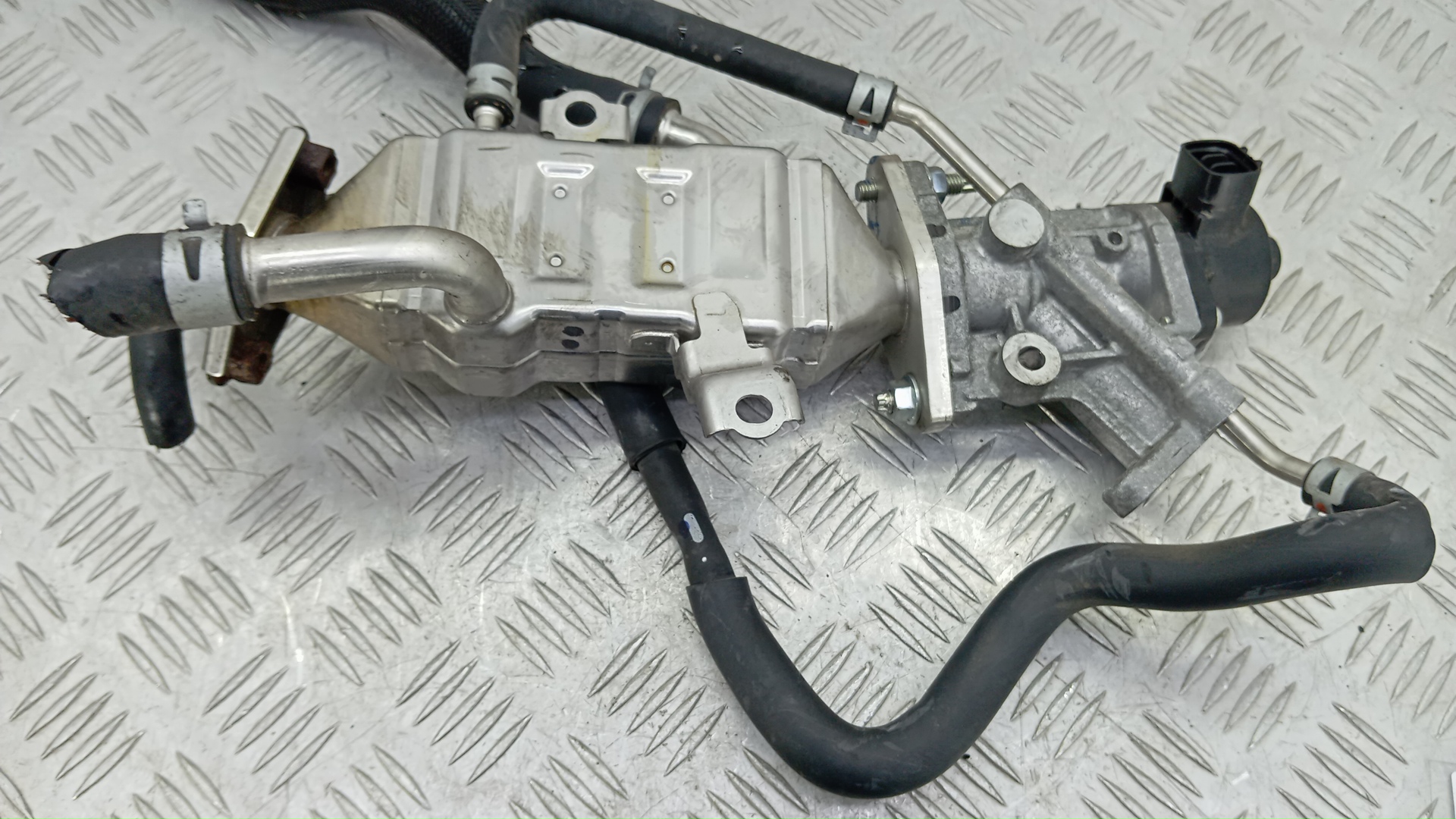 Клапан EGR бензиновый Toyota Prius XW50