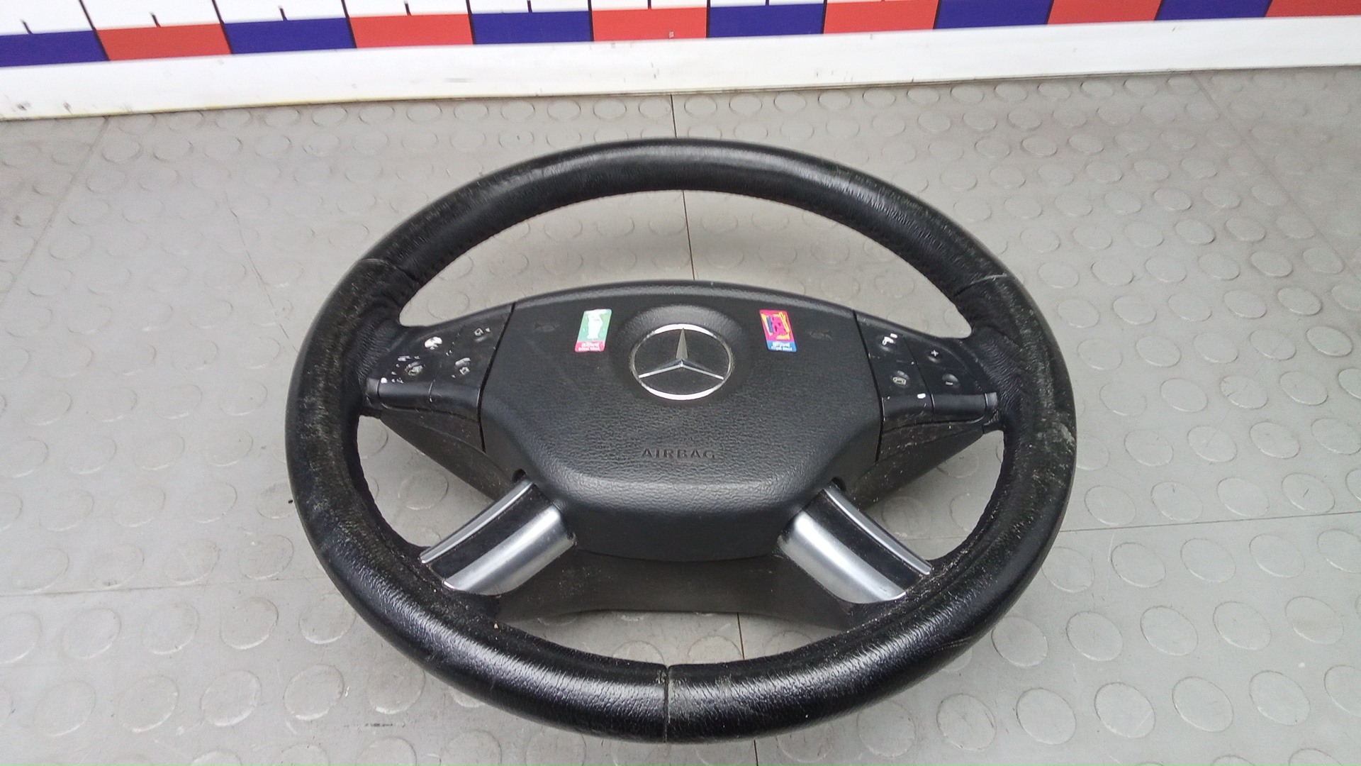 Руль Mercedes-Benz M-Class W164