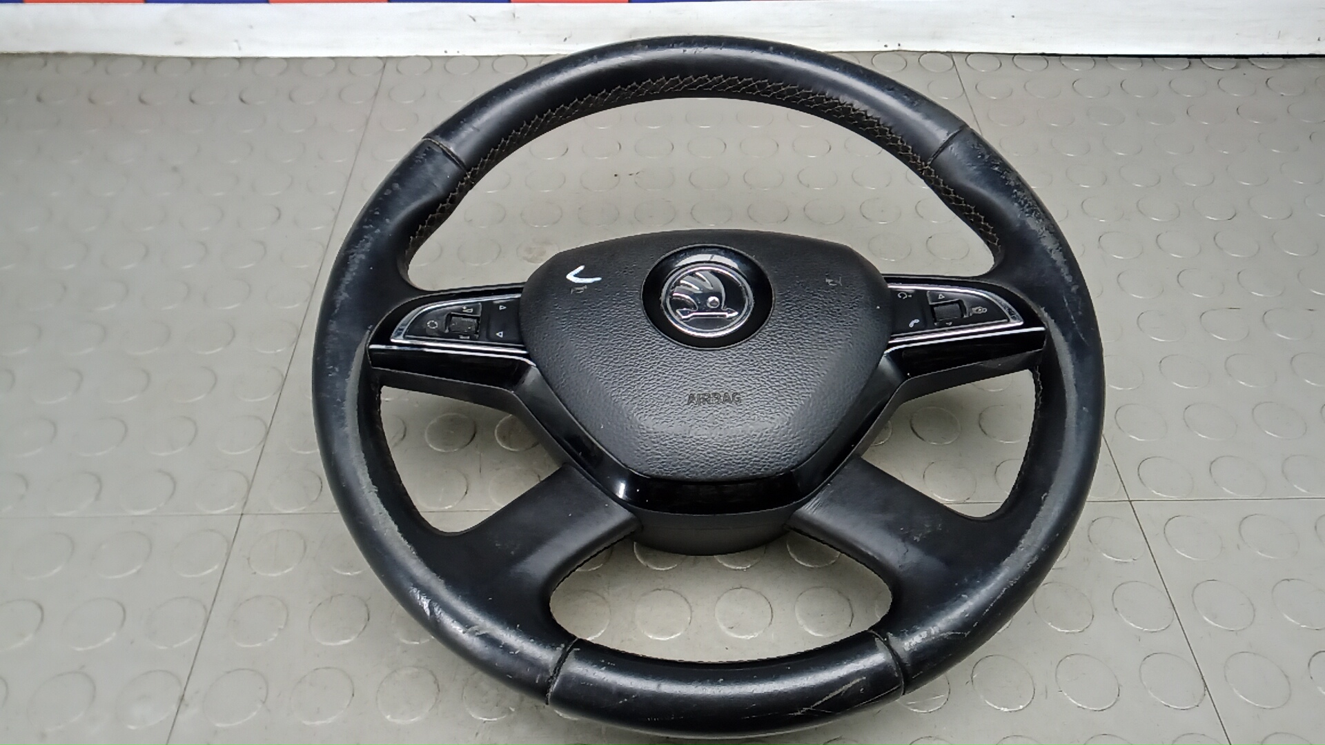 Руль Skoda Octavia A7