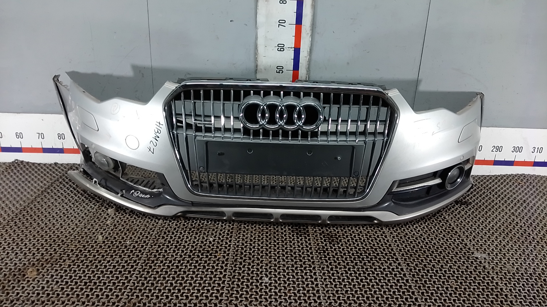 Бампер передний Audi A6 Allroad C7