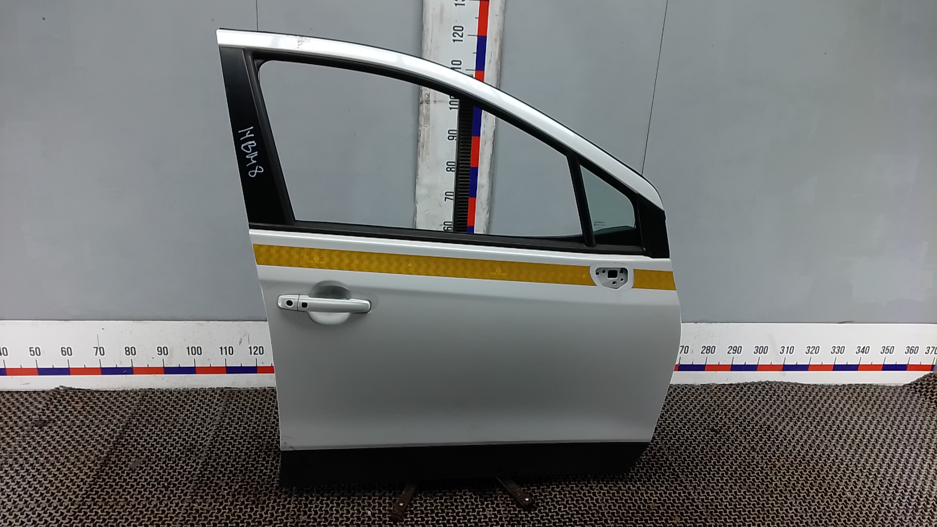 Дверь передняя правая Suzuki SX4 2