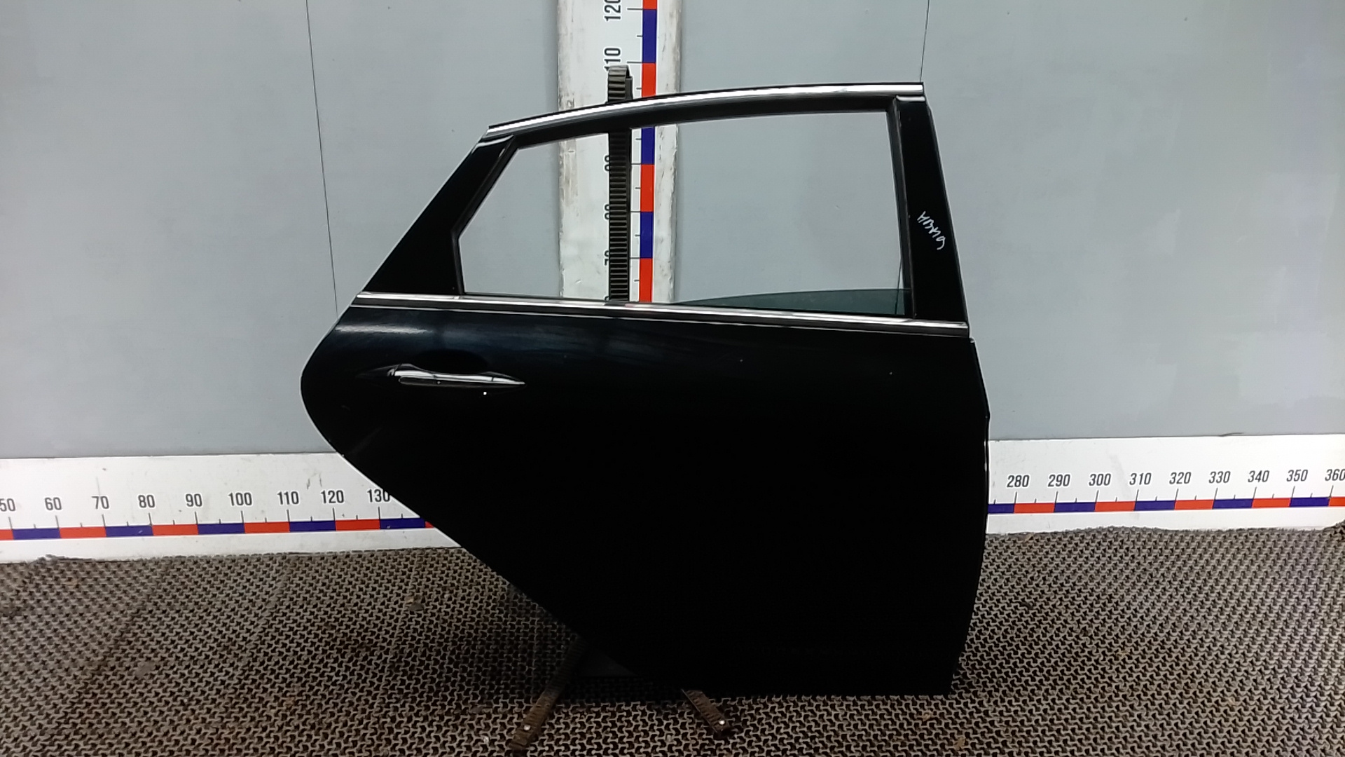 Дверь задняя правая Hyundai i40