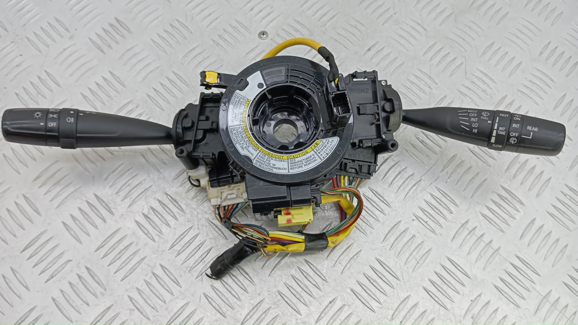 Переключатель поворотов и дворников (стрекоза) Suzuki SX4 2