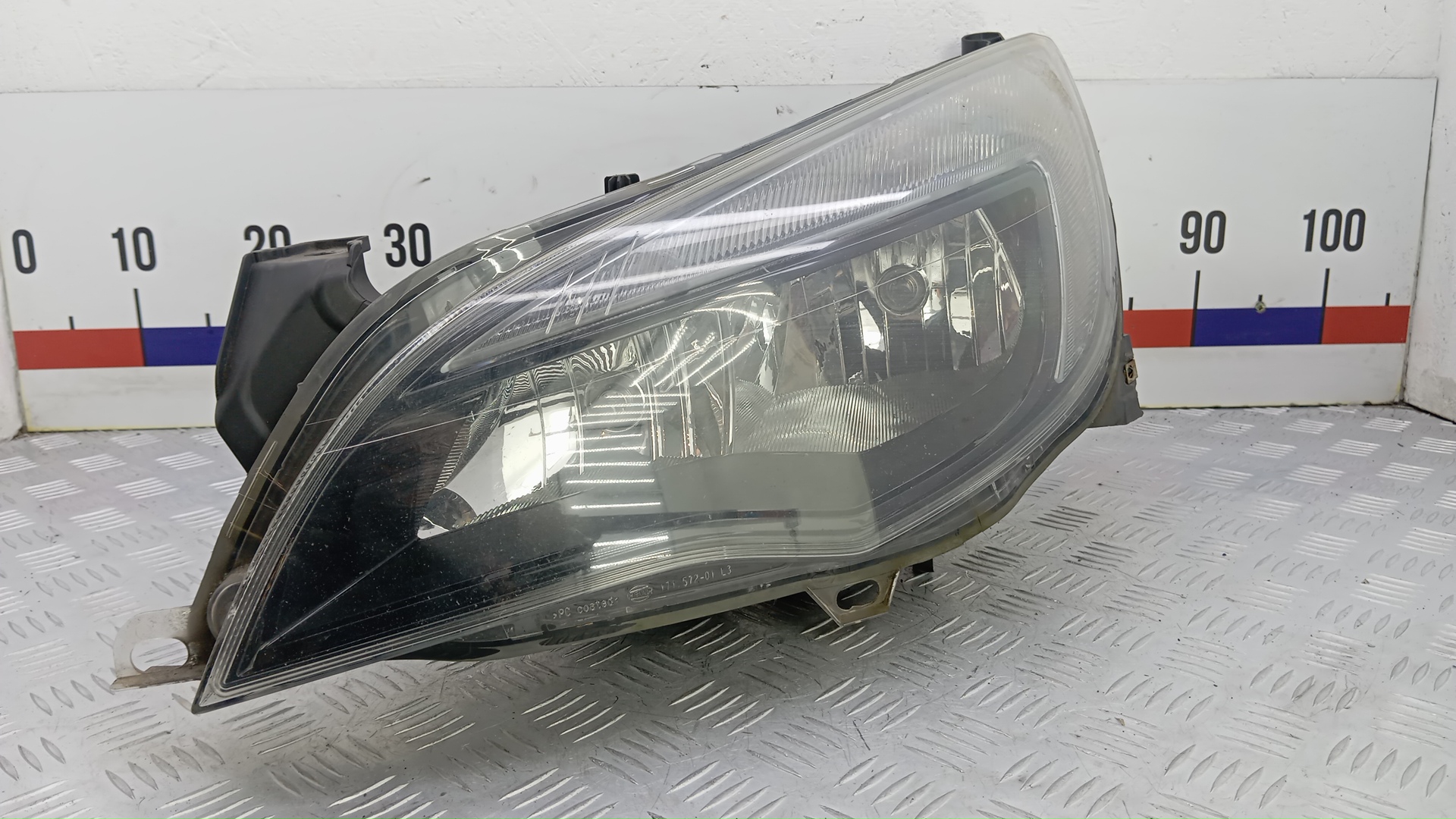 Фара левая Opel Astra H
