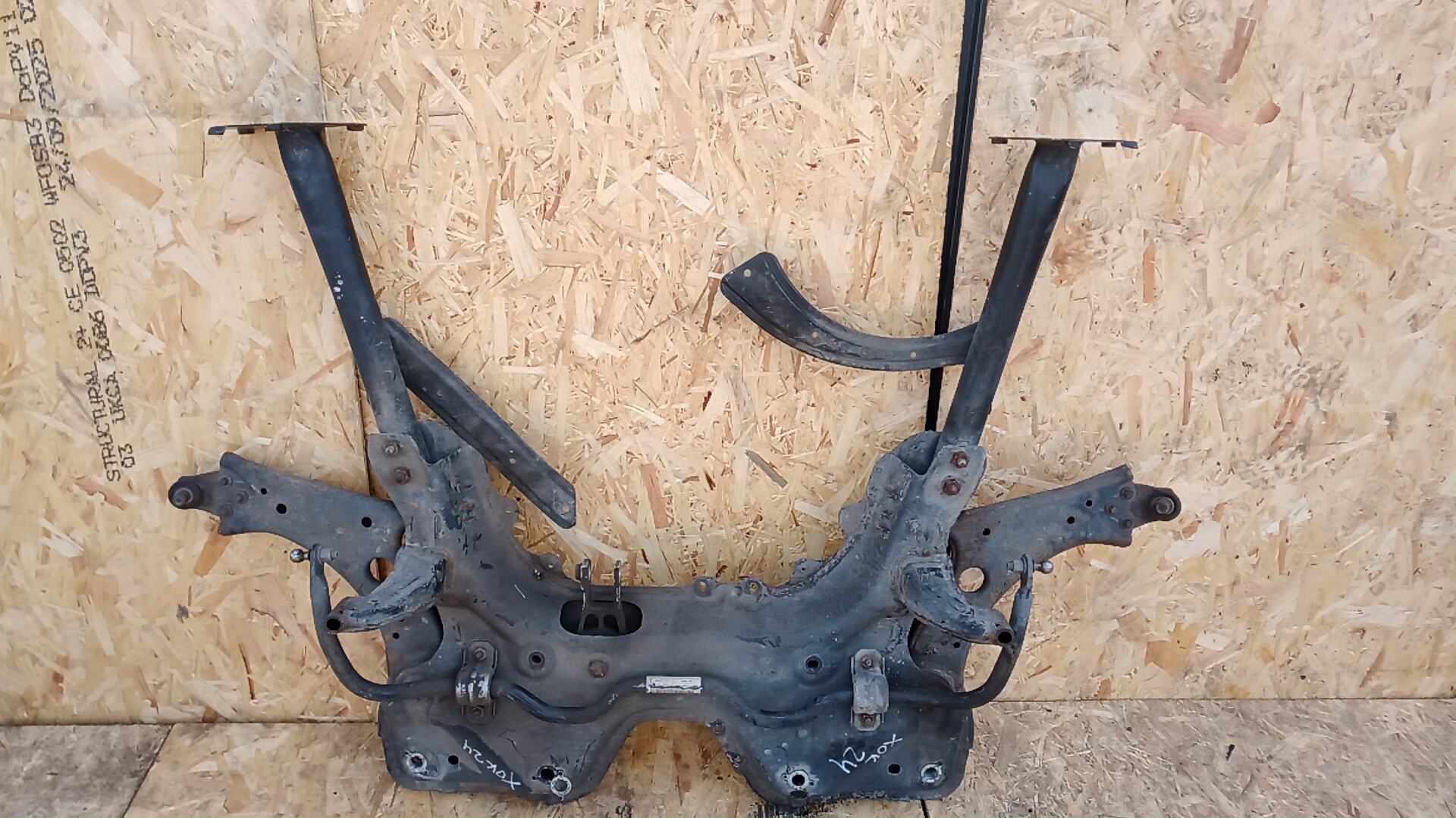 Балка подвески передняя Jeep Compass MP52