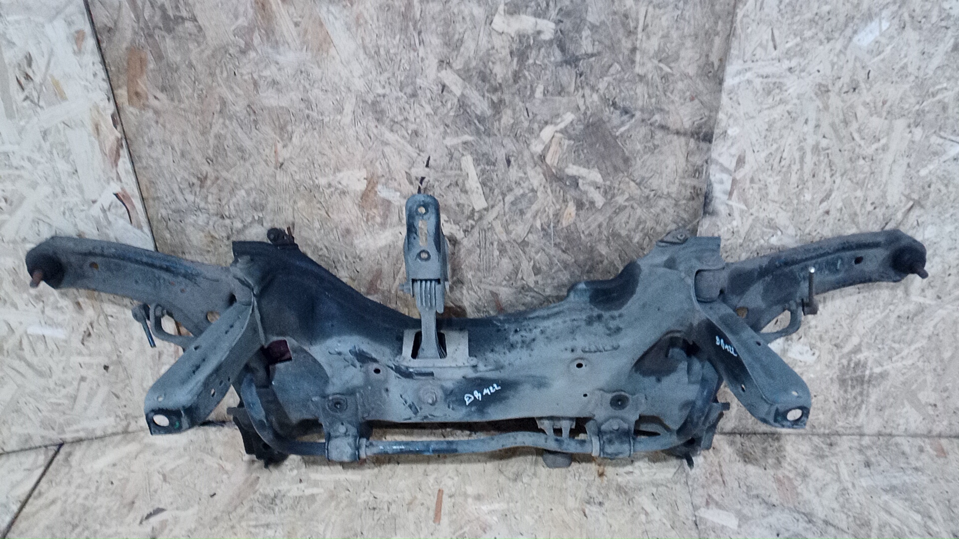 Балка подвески передняя Suzuki SX4 2