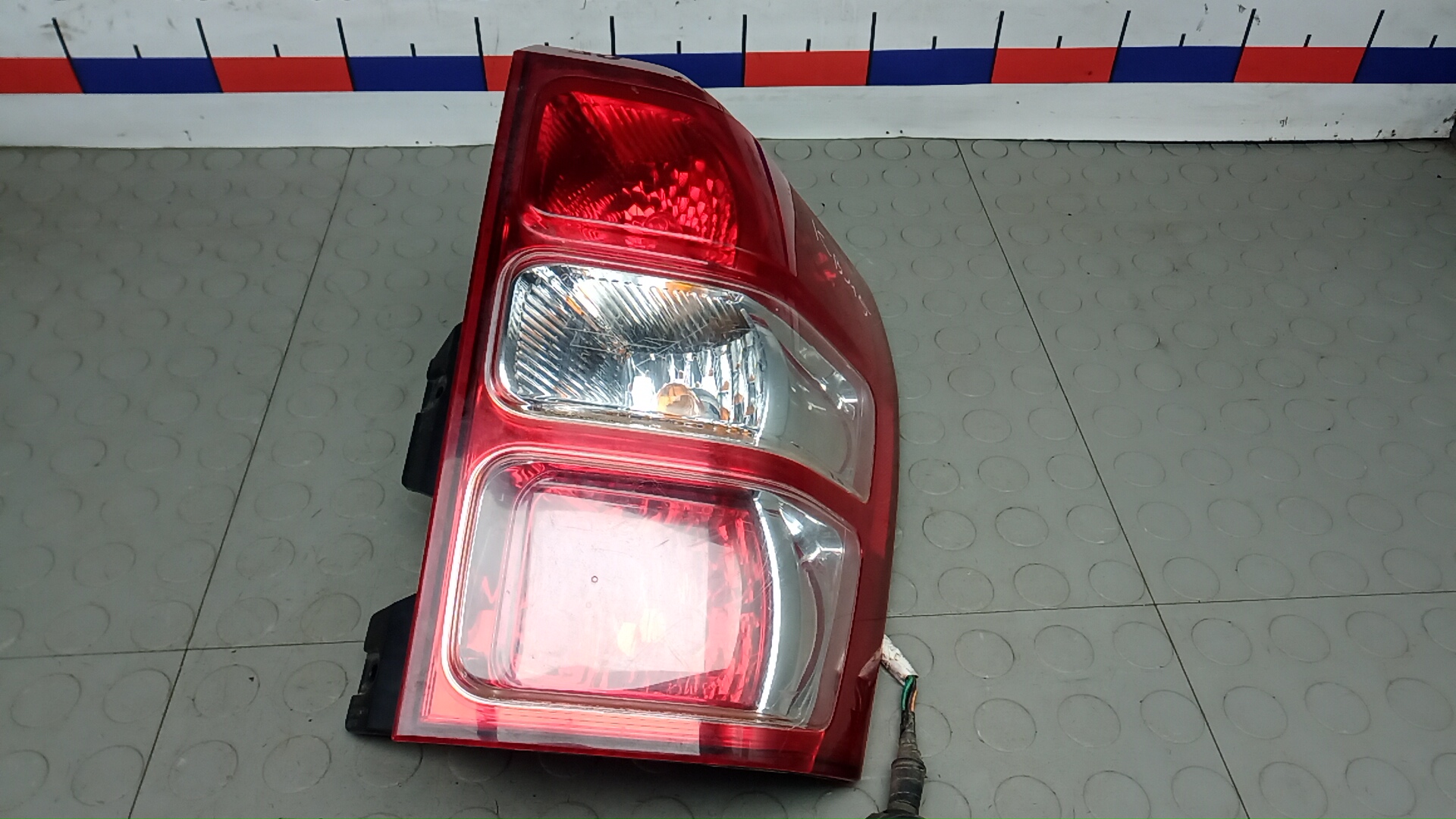 Фонарь задний правый Suzuki Grand Vitara 2