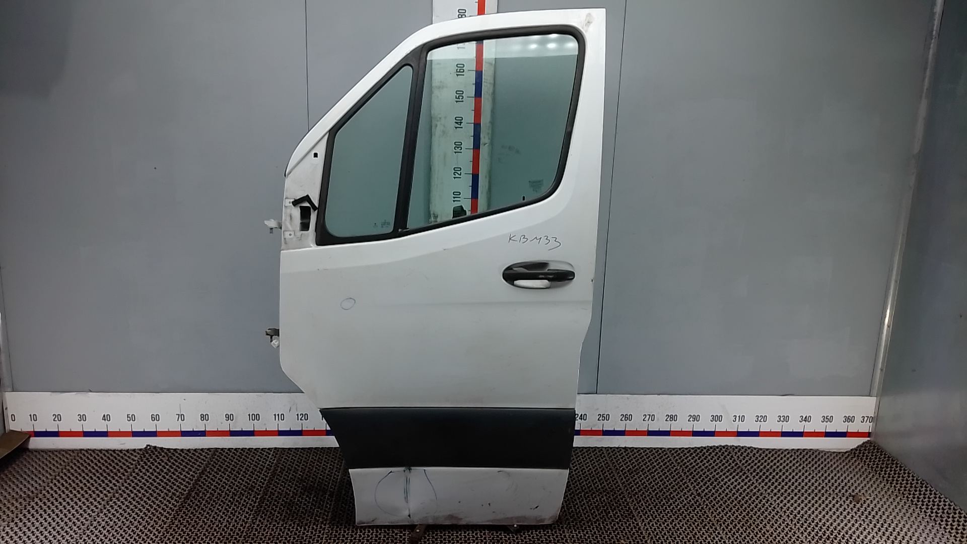 Дверь передняя левая Mercedes-Benz Sprinter W907