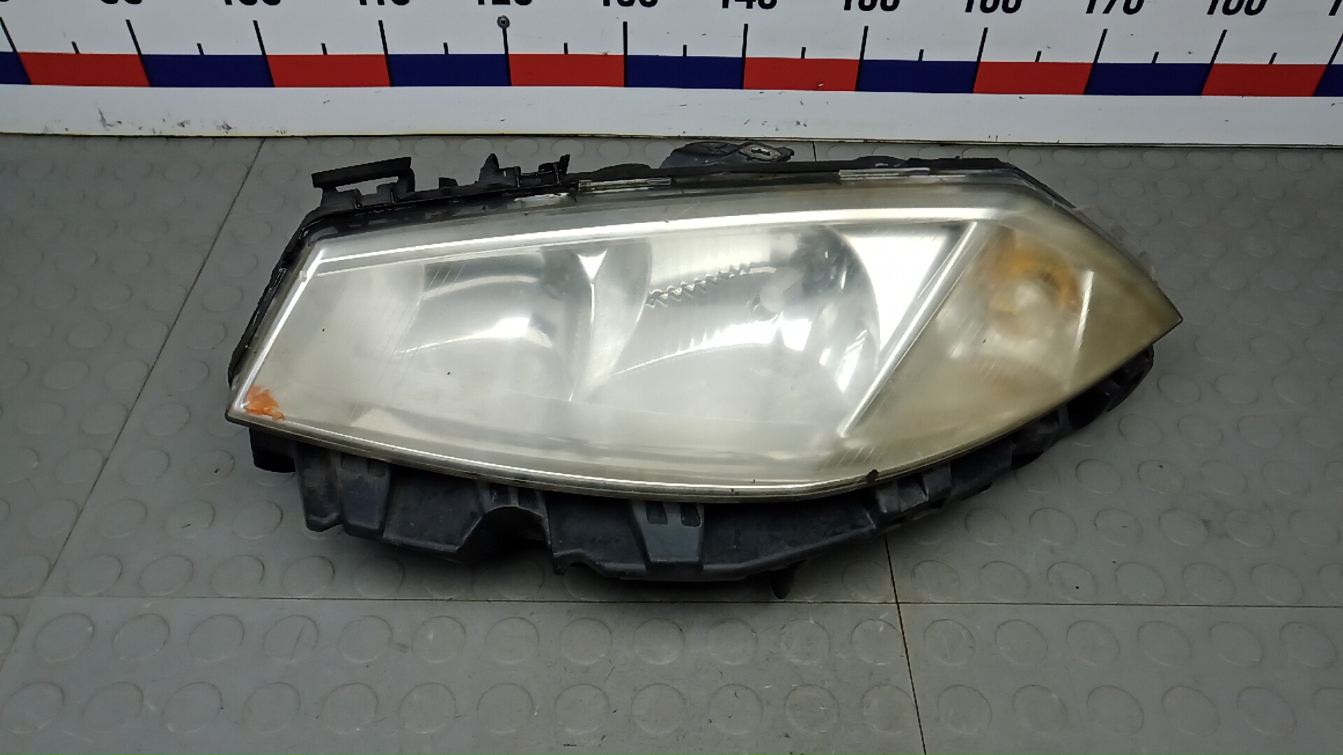 Фара левая Renault Megane 2