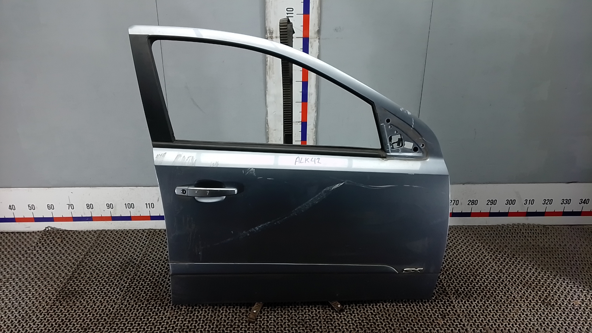 Дверь передняя правая Opel Astra H