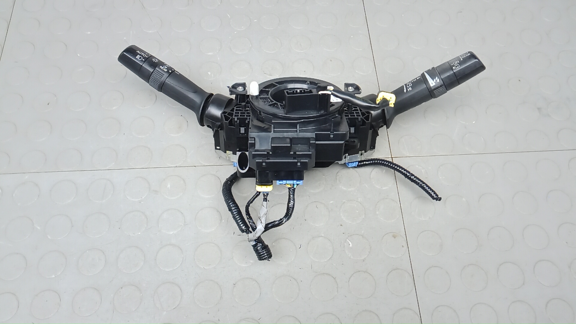 Переключатель поворотов и дворников (стрекоза) Honda CR-V 4