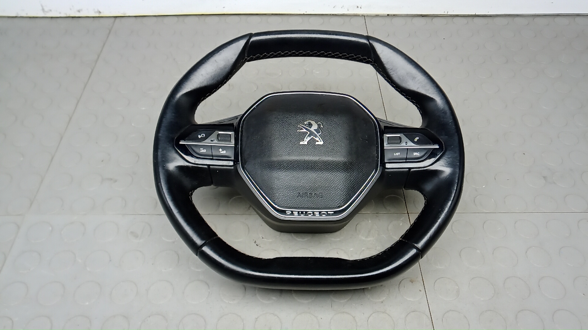 Руль Peugeot 3008 2