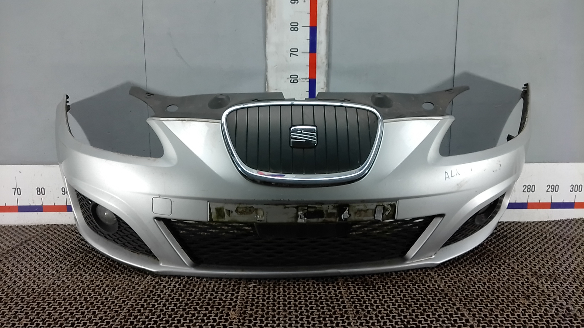 Бампер передний Seat Leon 2