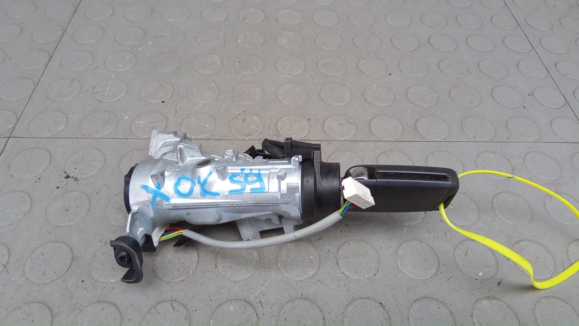 Замок зажигания Volkswagen Golf 7