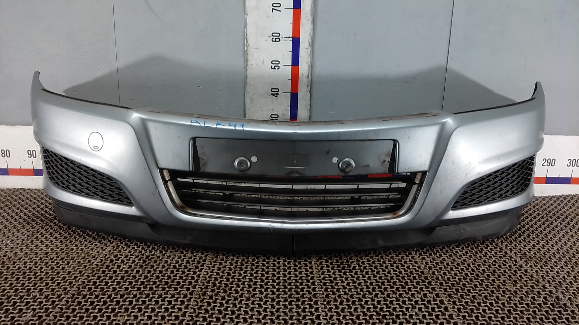 Бампер передний Opel Astra H