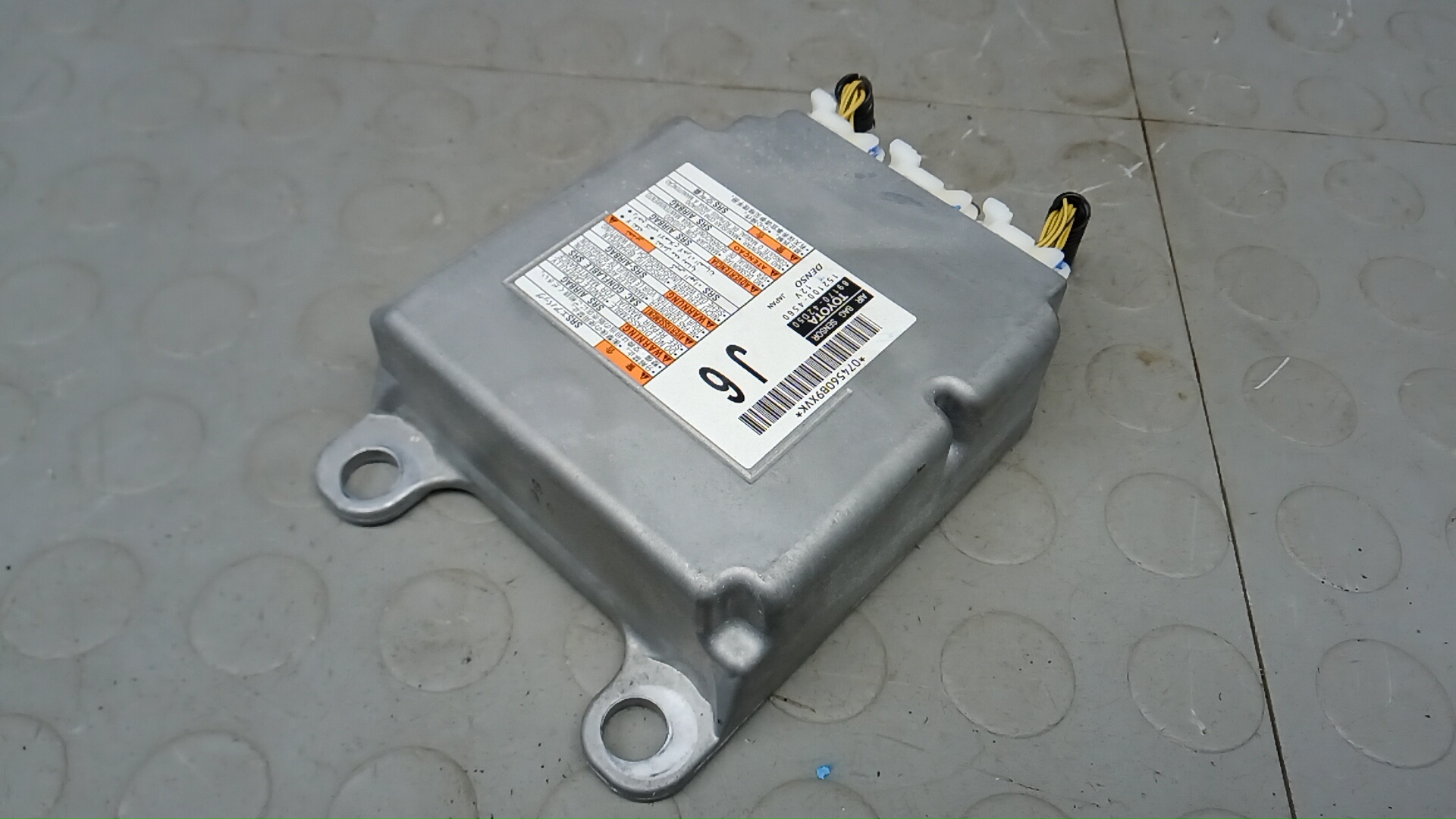 Блок управления airbag Toyota RAV4 XA50