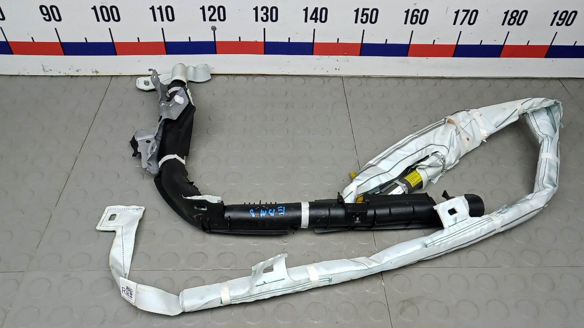 Шторка безопасности Toyota RAV4 CA40