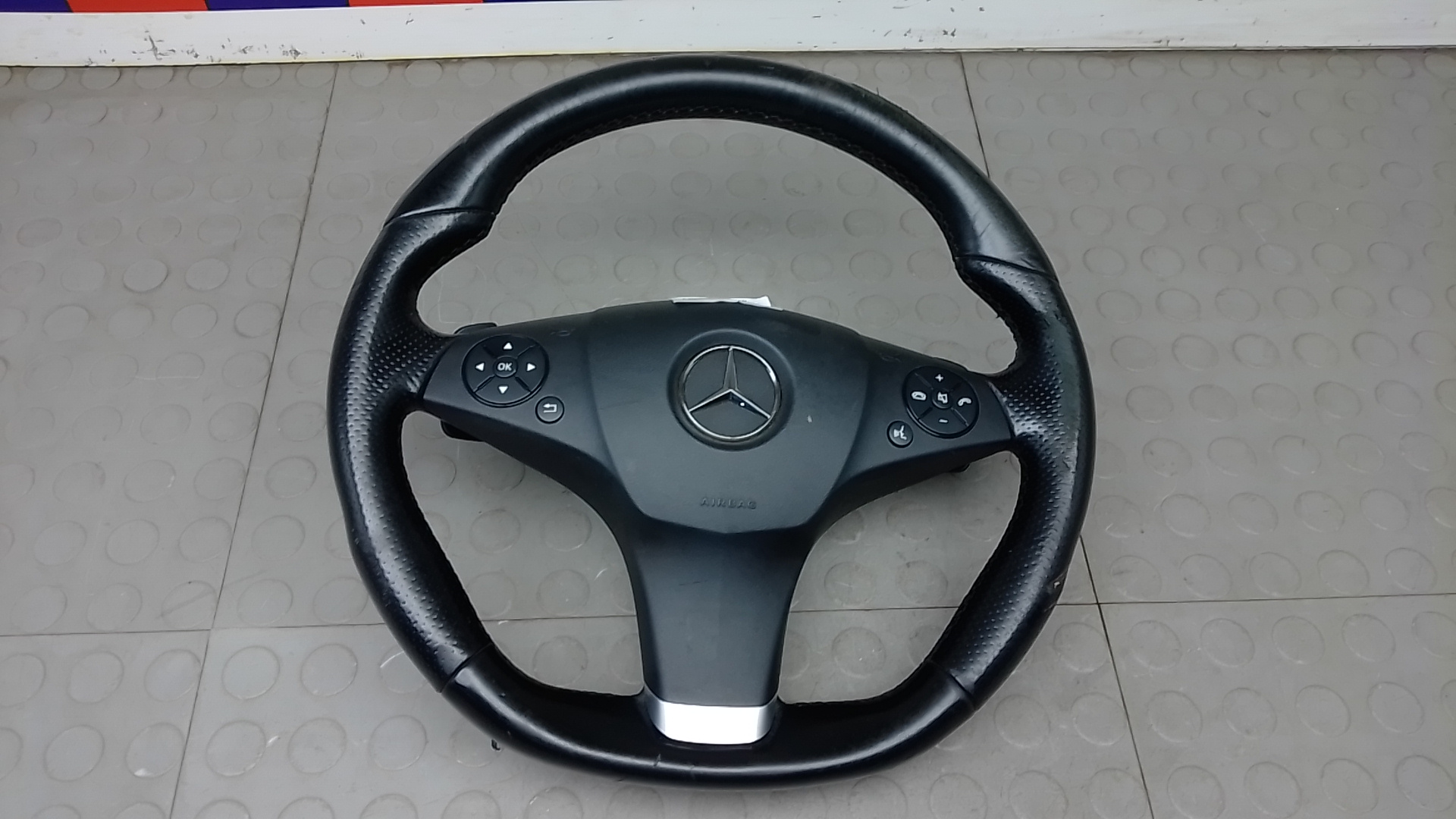 Руль Mercedes-Benz E-Class W212