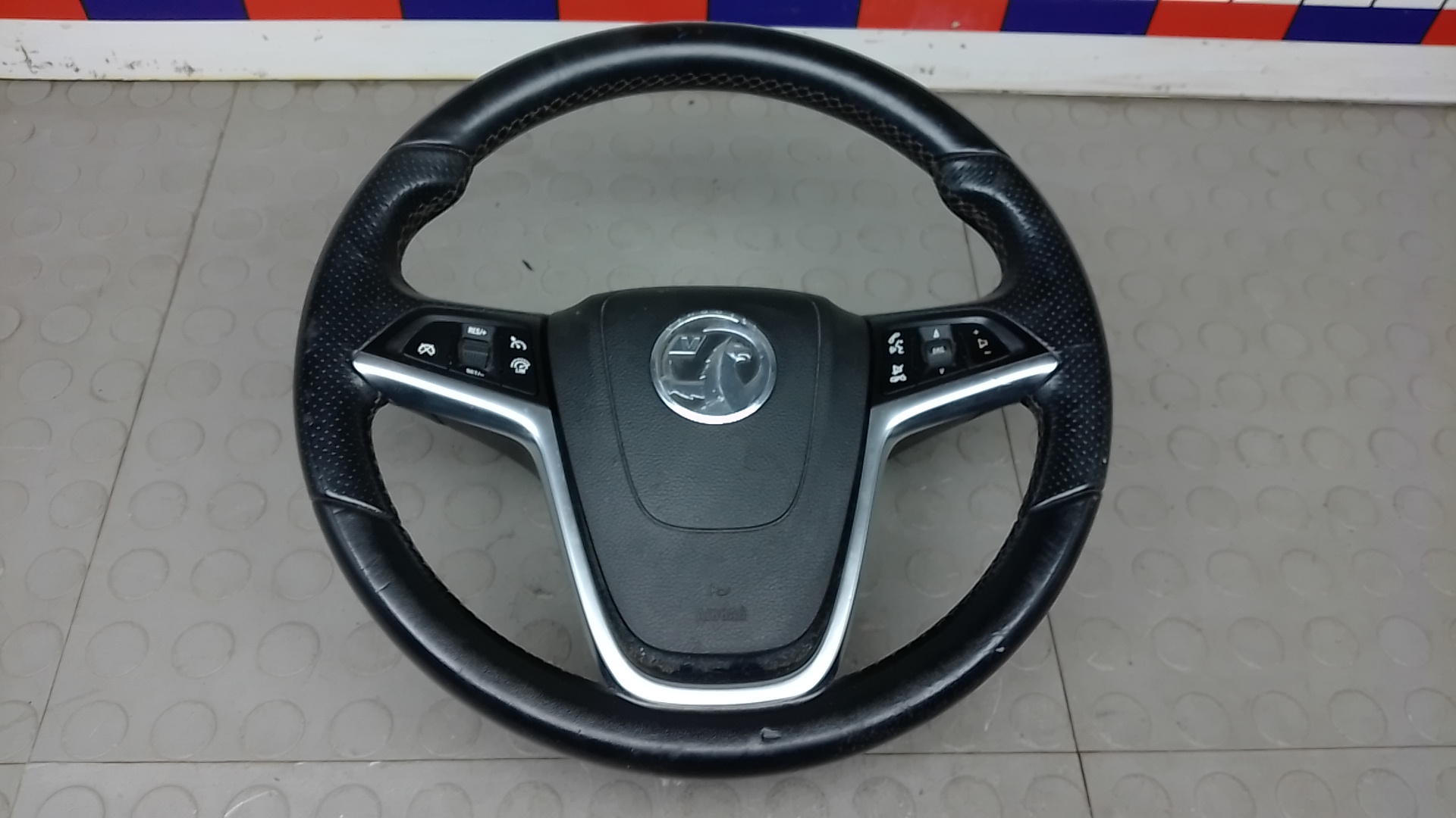 Руль Opel Astra GTC