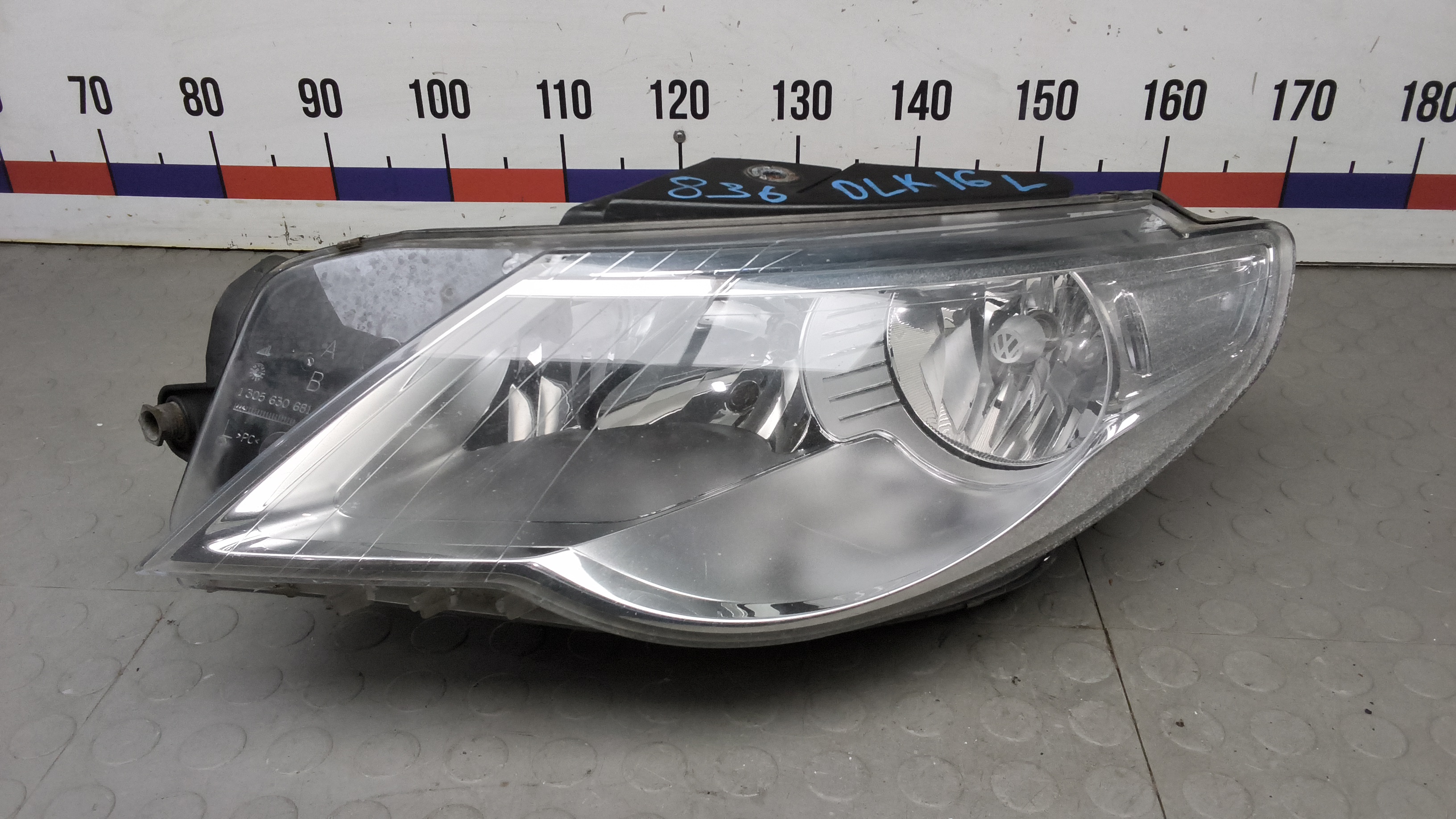 Фара левая Volkswagen Passat CC