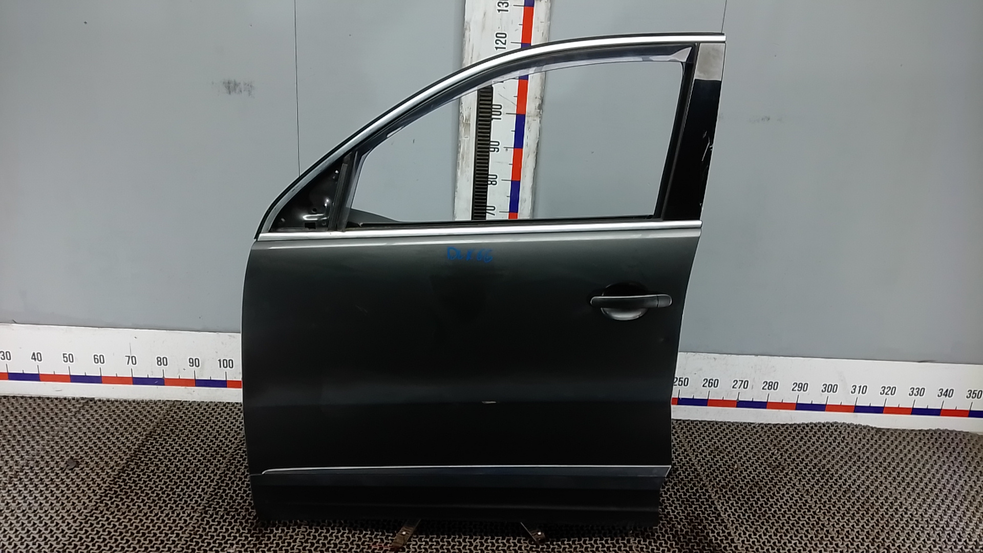Дверь передняя левая Volkswagen Tiguan 1