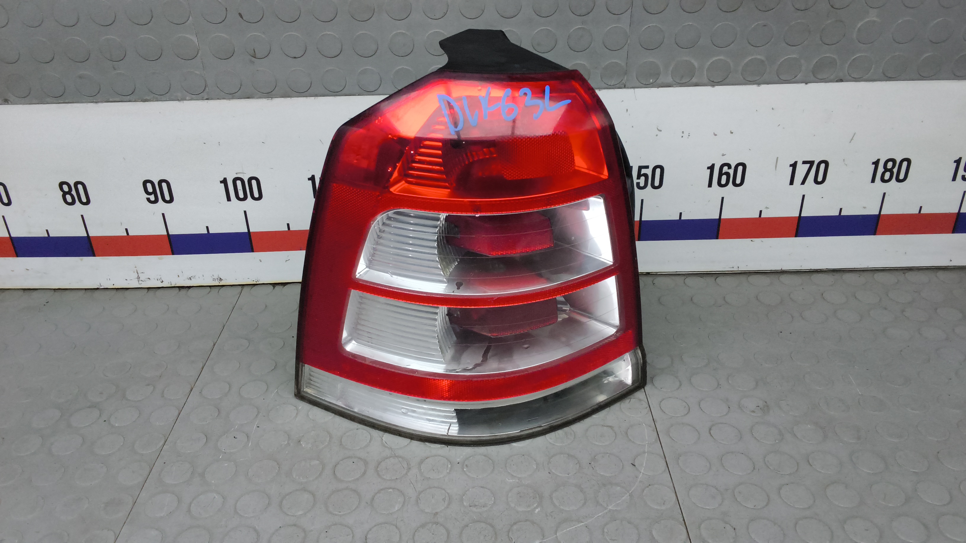 Фонарь задний левый Opel Zafira B
