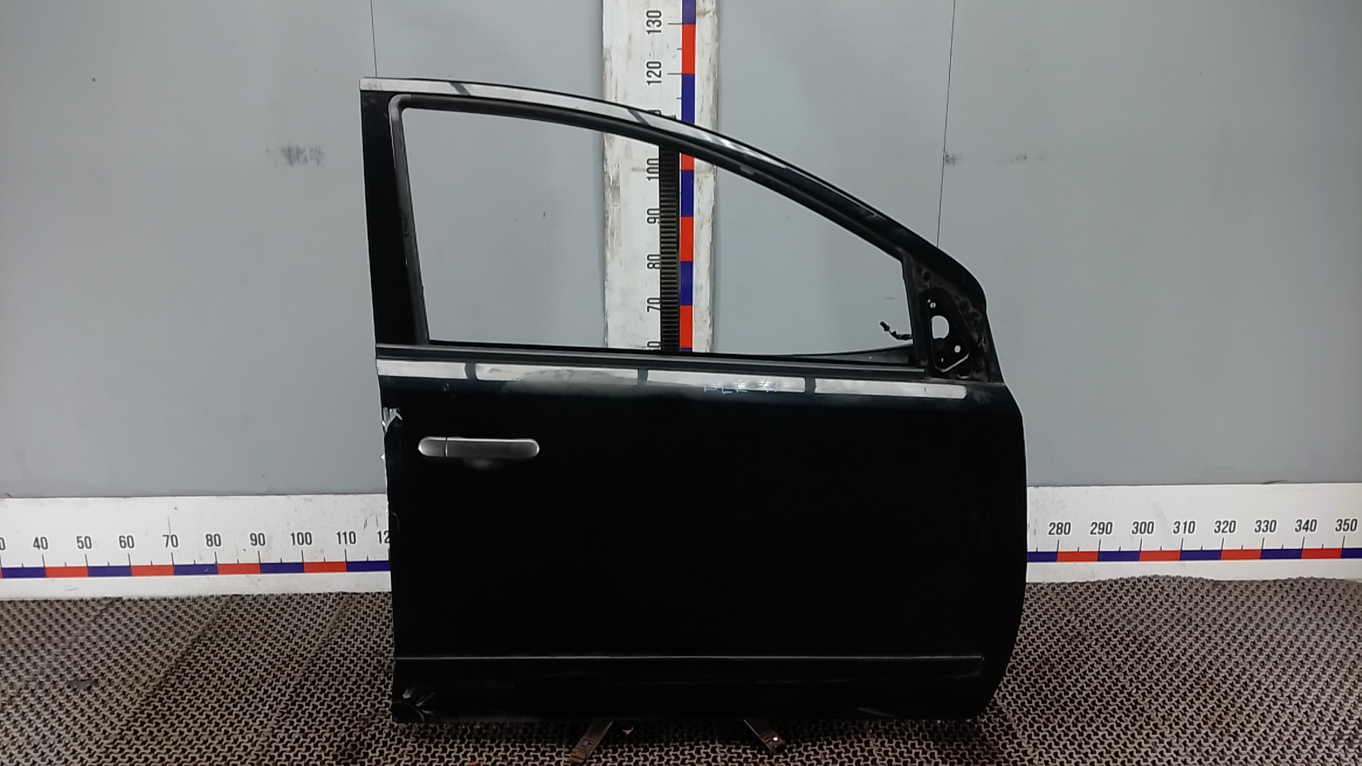Дверь передняя правая Nissan Note E11