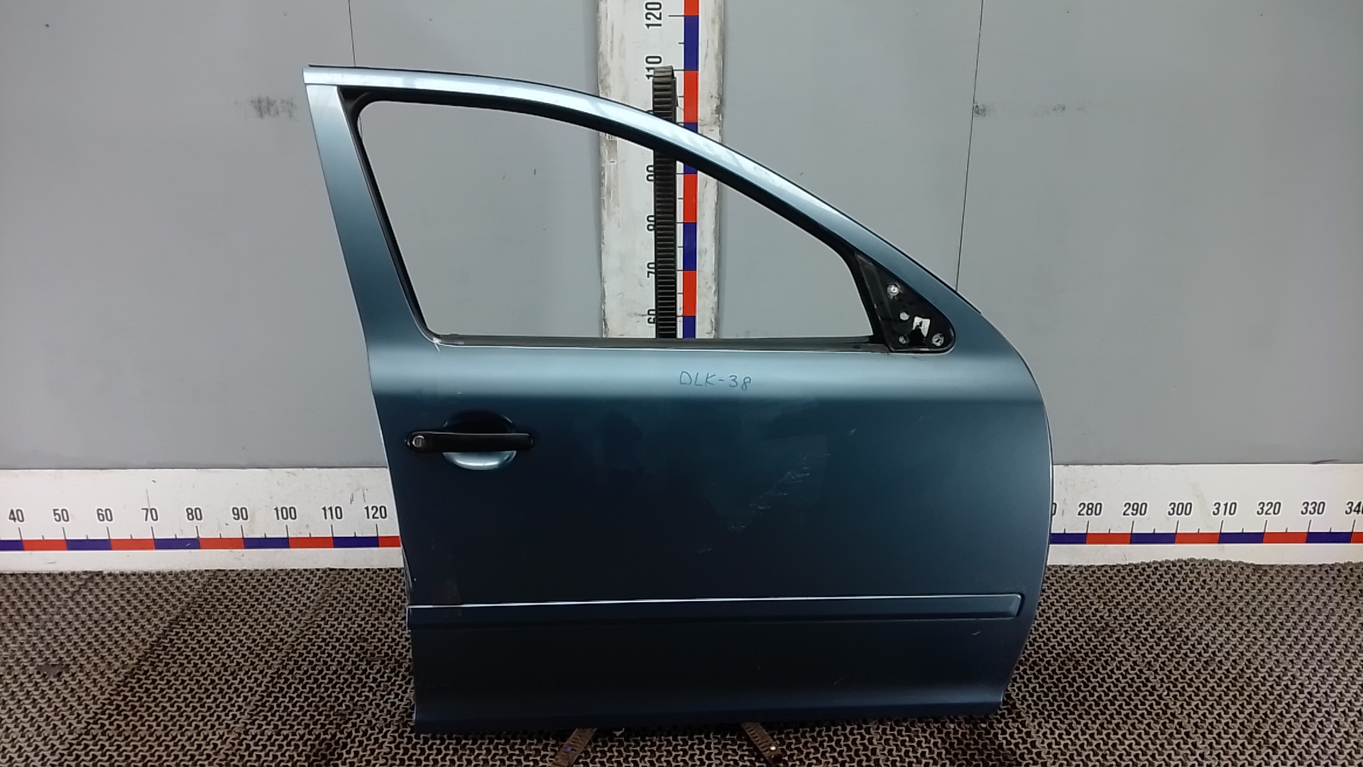 Дверь передняя правая Skoda Octavia A5