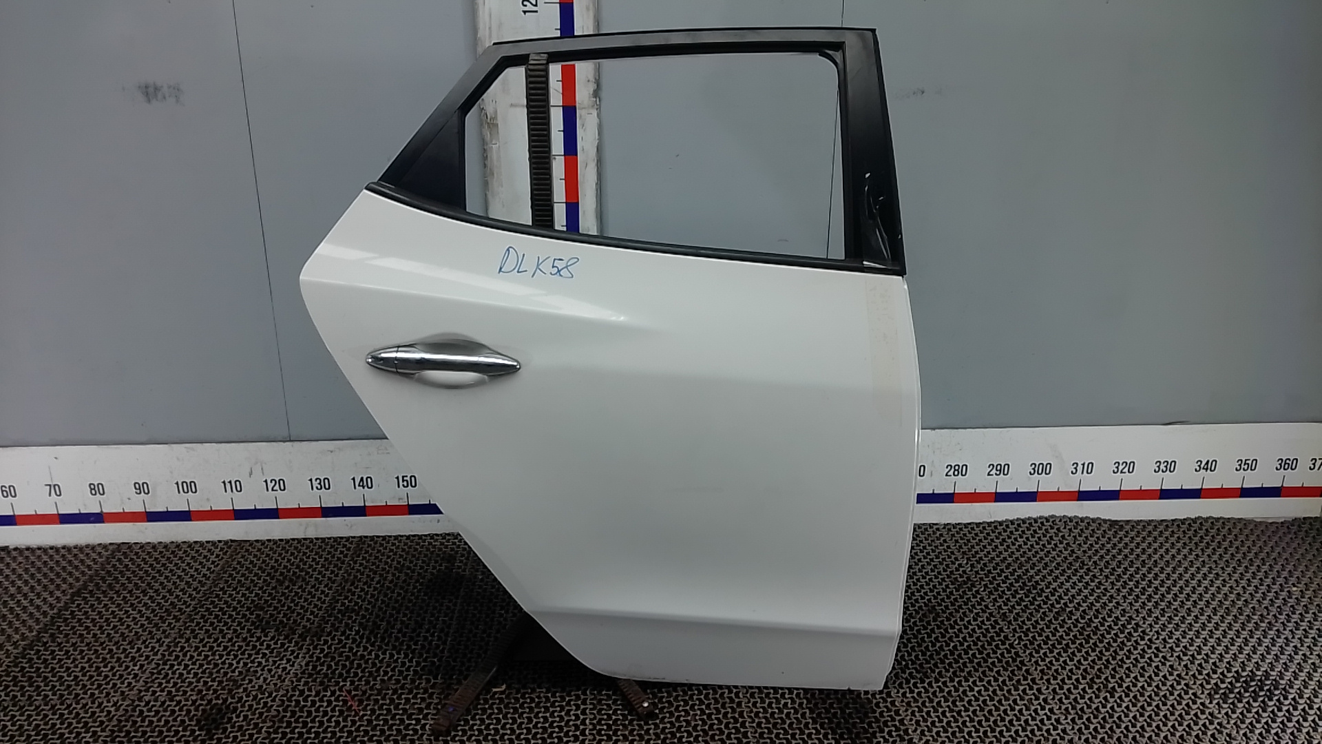 Дверь задняя правая Hyundai ix35 1