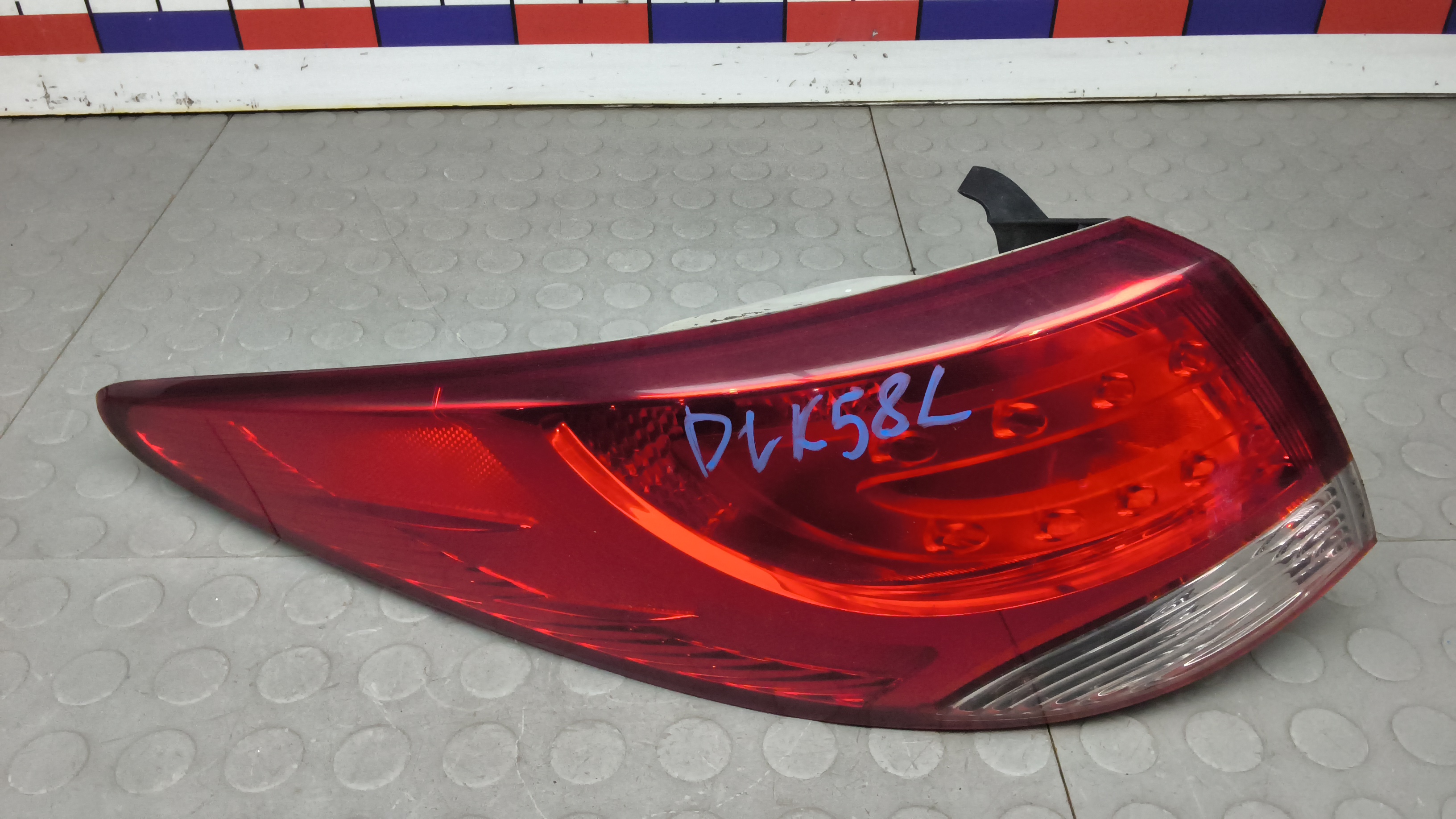 Фонарь задний левый Hyundai ix35 1