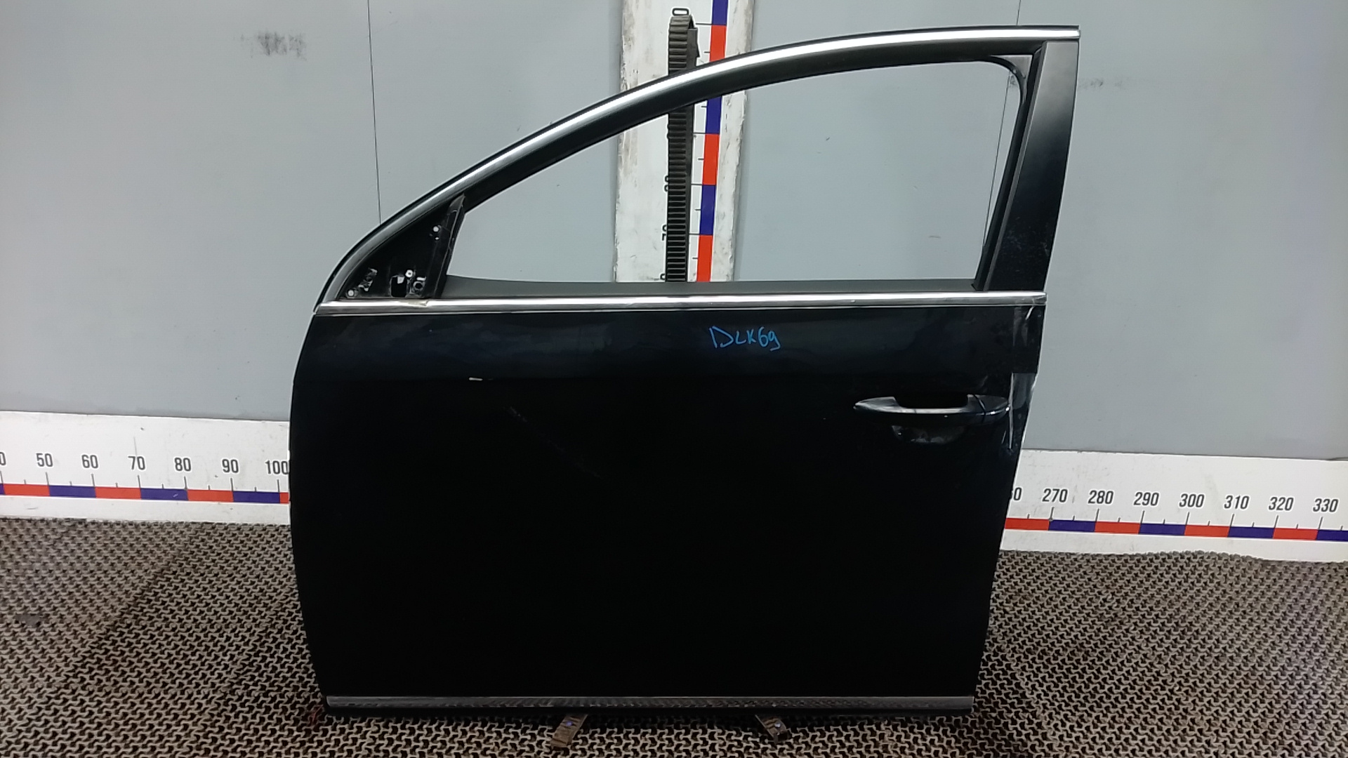 Дверь передняя левая Volkswagen Passat B7
