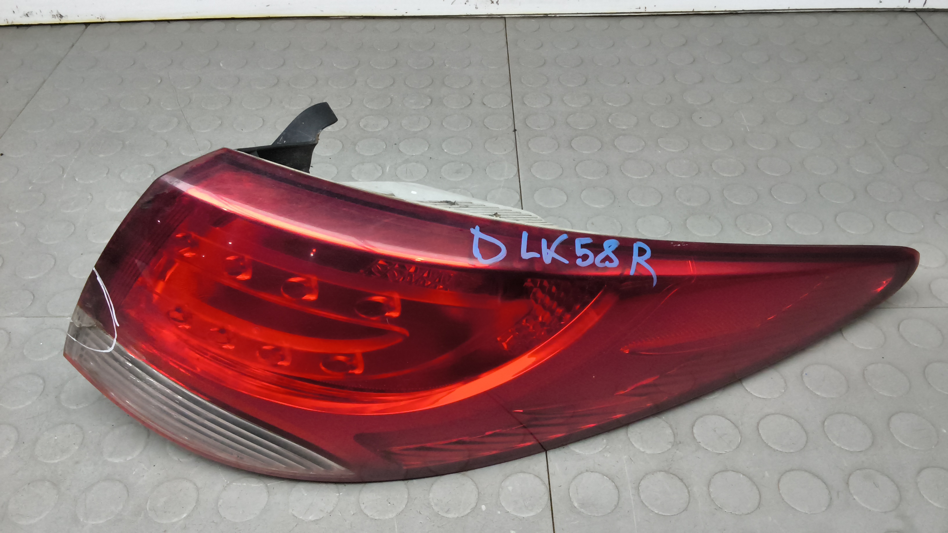 Фонарь задний правый Hyundai ix35 1
