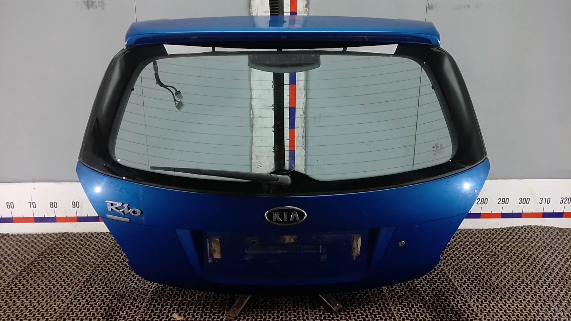 Дверь 3-5 Kia Rio 2