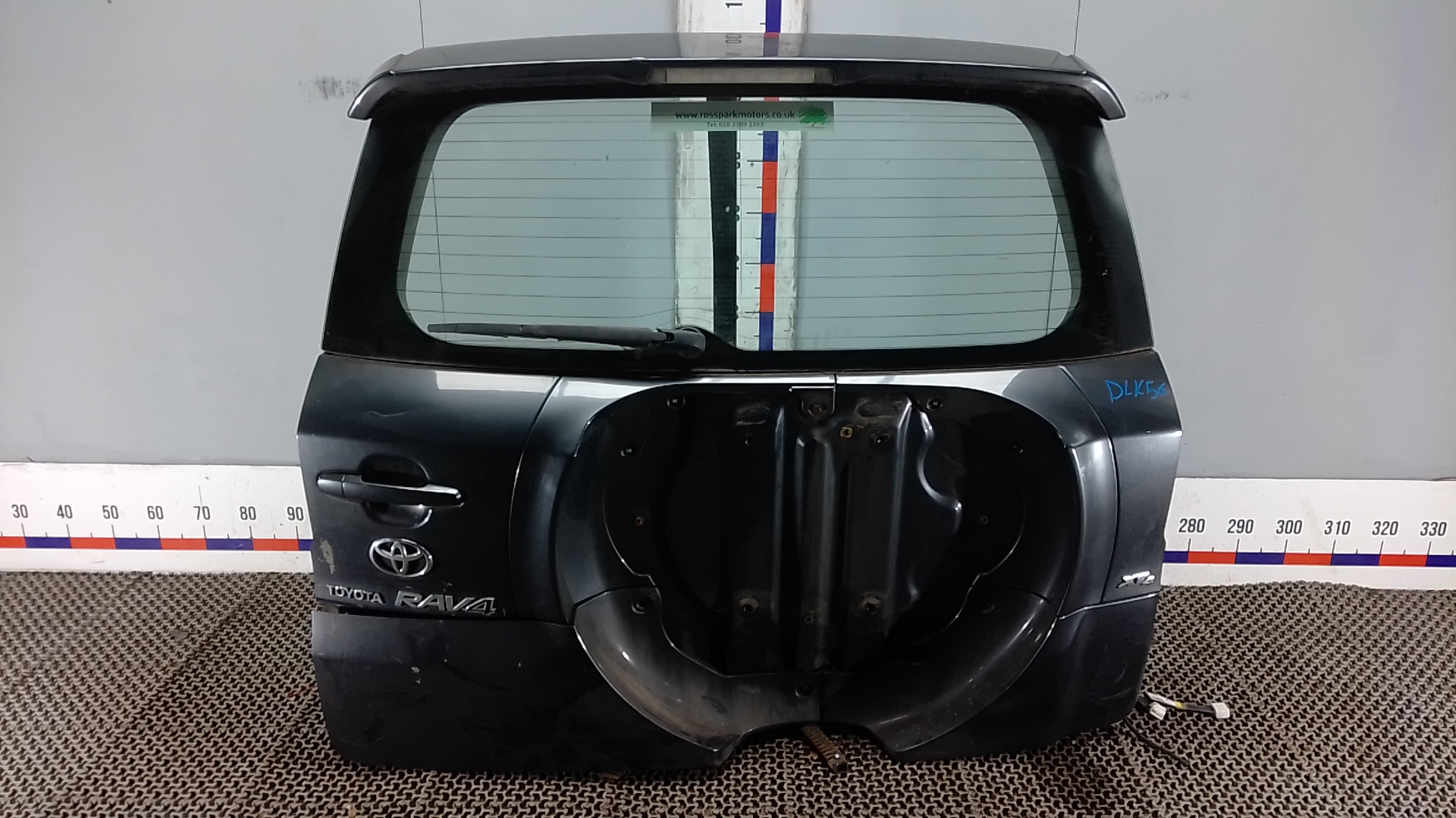 Дверь 3-5 Toyota RAV4 XA30