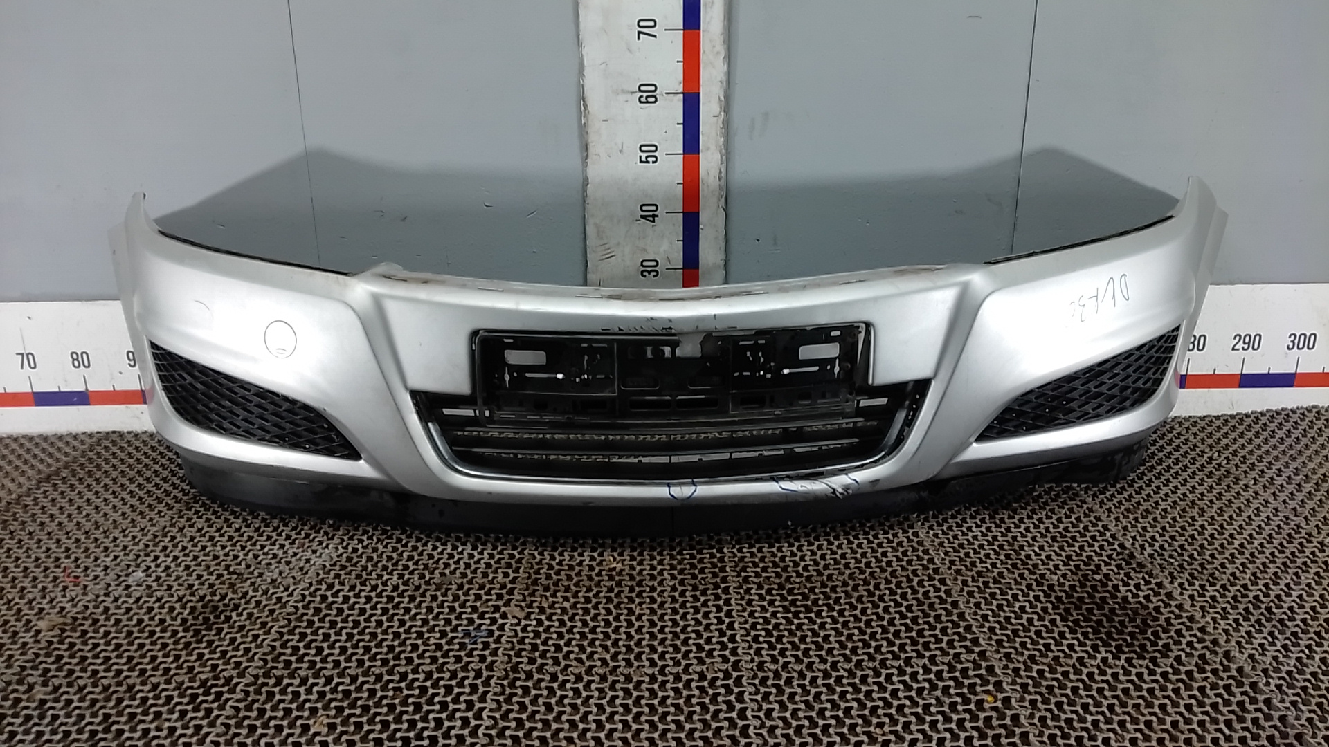 Бампер передний Opel Astra H