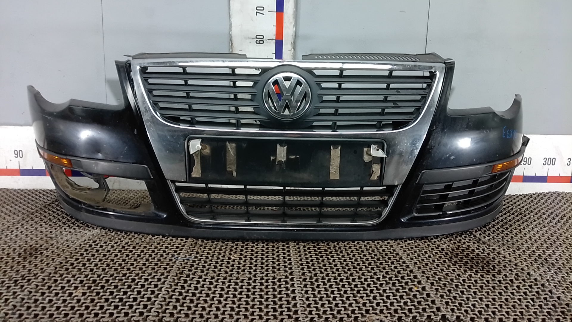 Бампер передний Volkswagen Passat B6