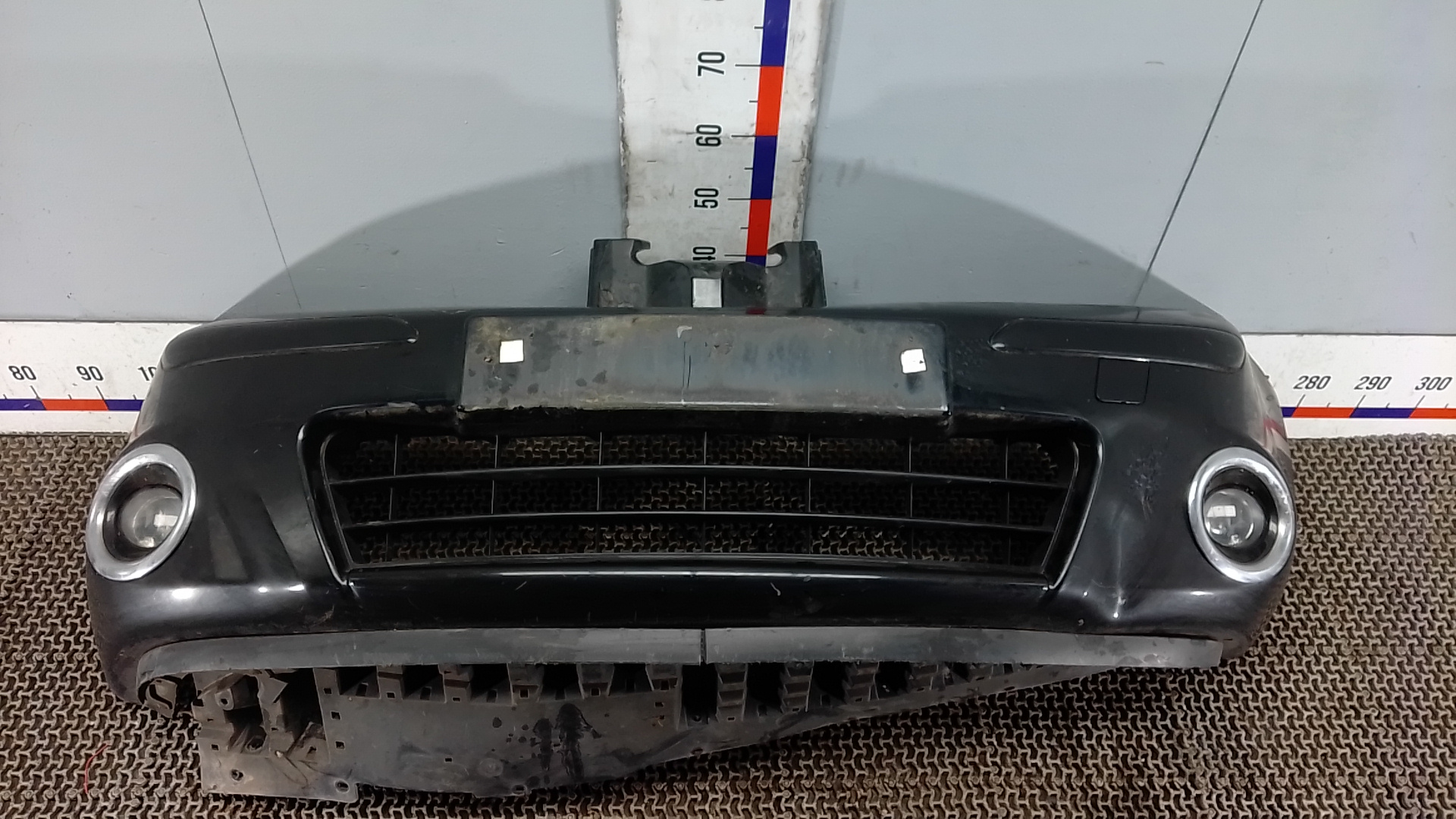 Бампер передний Nissan Note E11