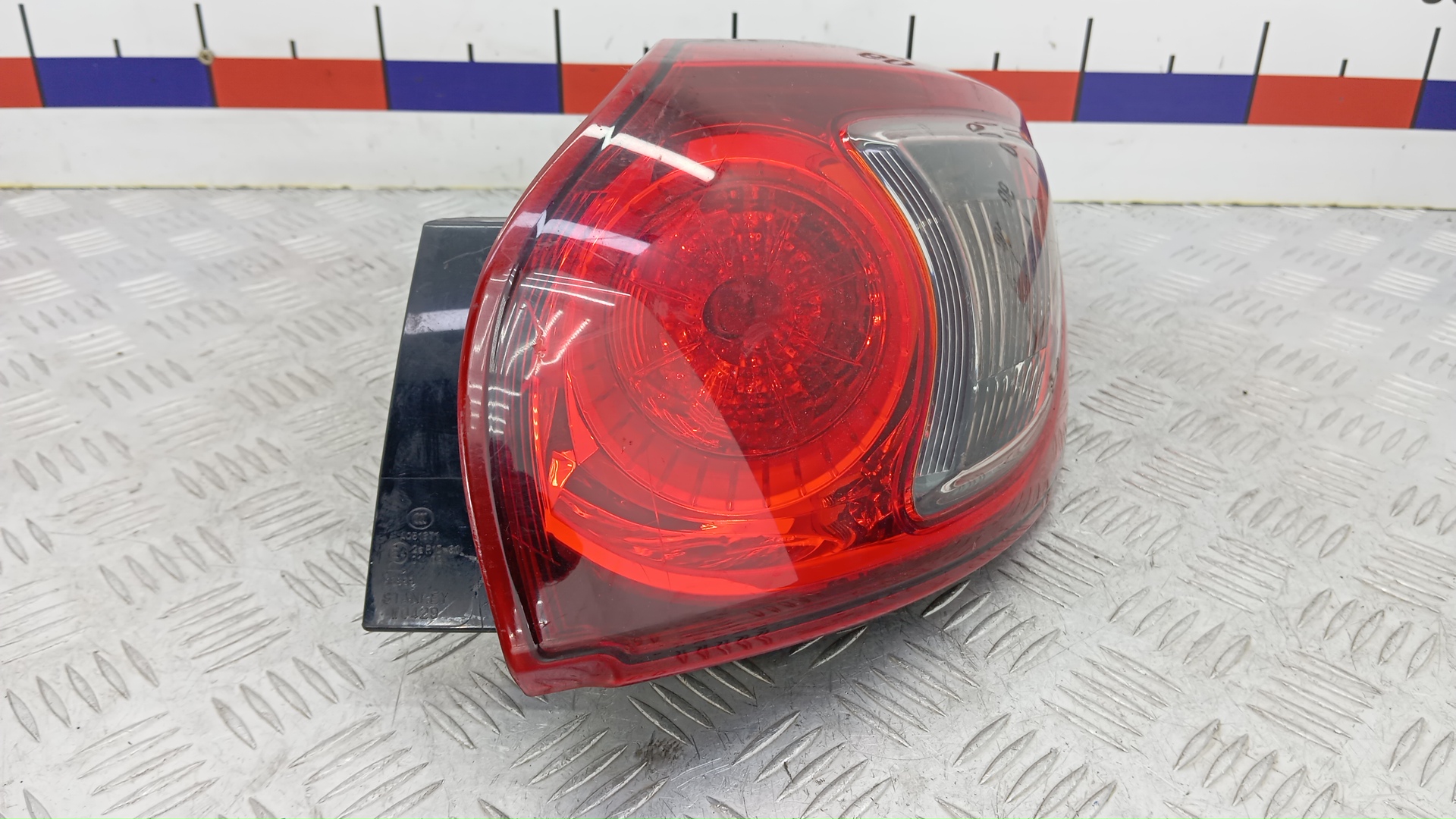 Фонарь задний правый Mazda CX-5 1