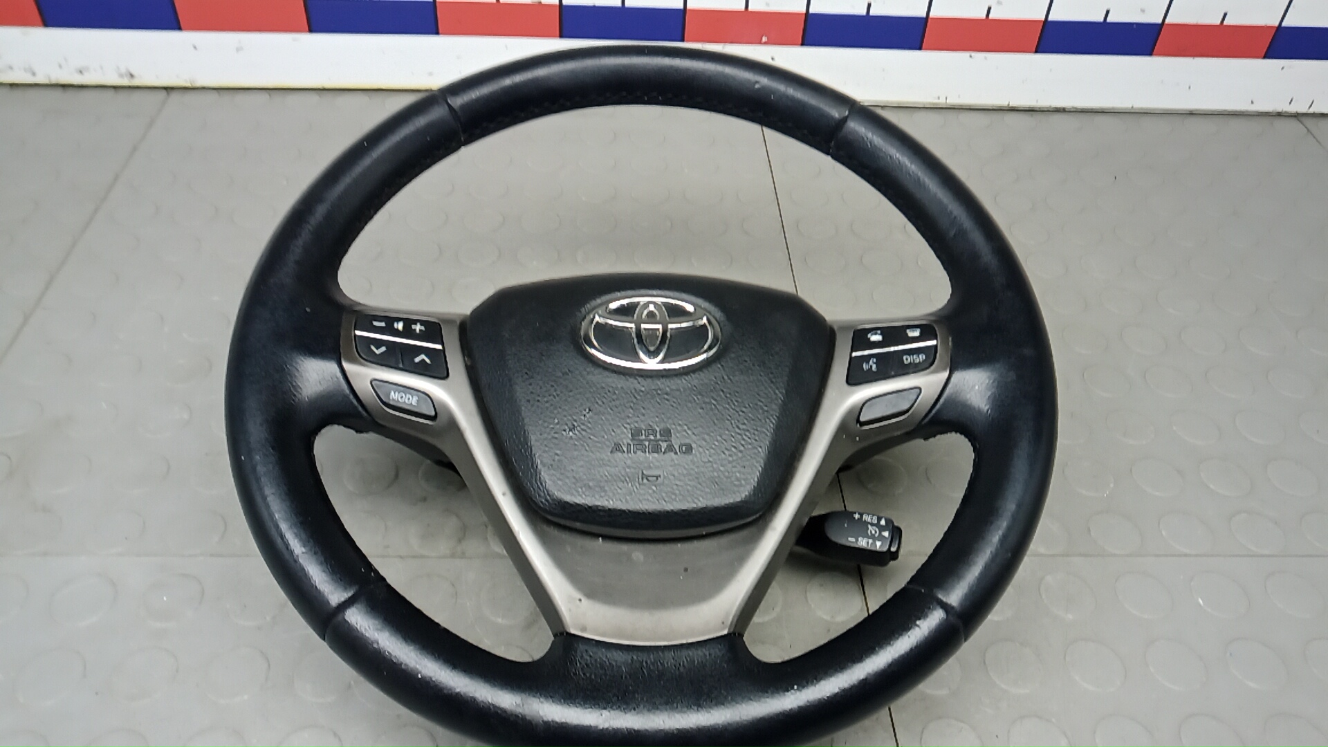 Руль Toyota Avensis T27