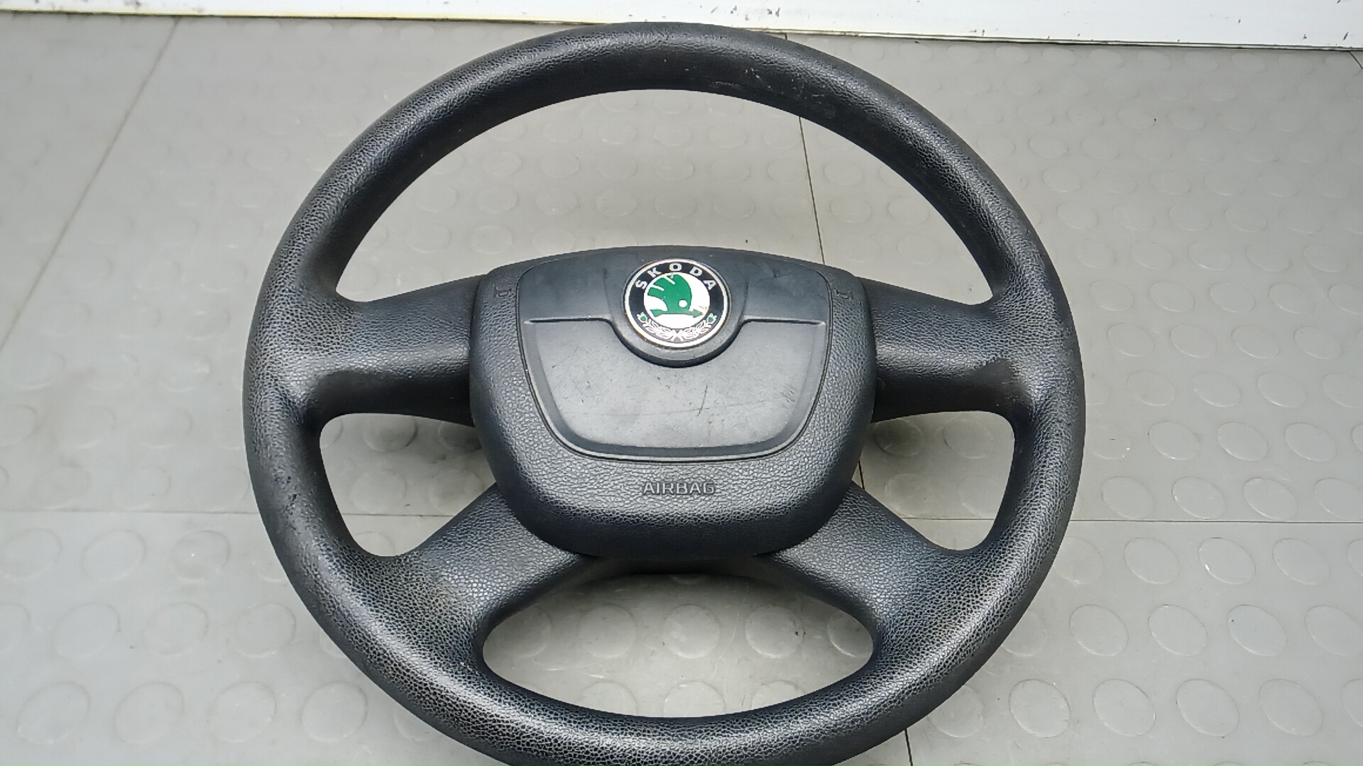 Руль Skoda Fabia 2