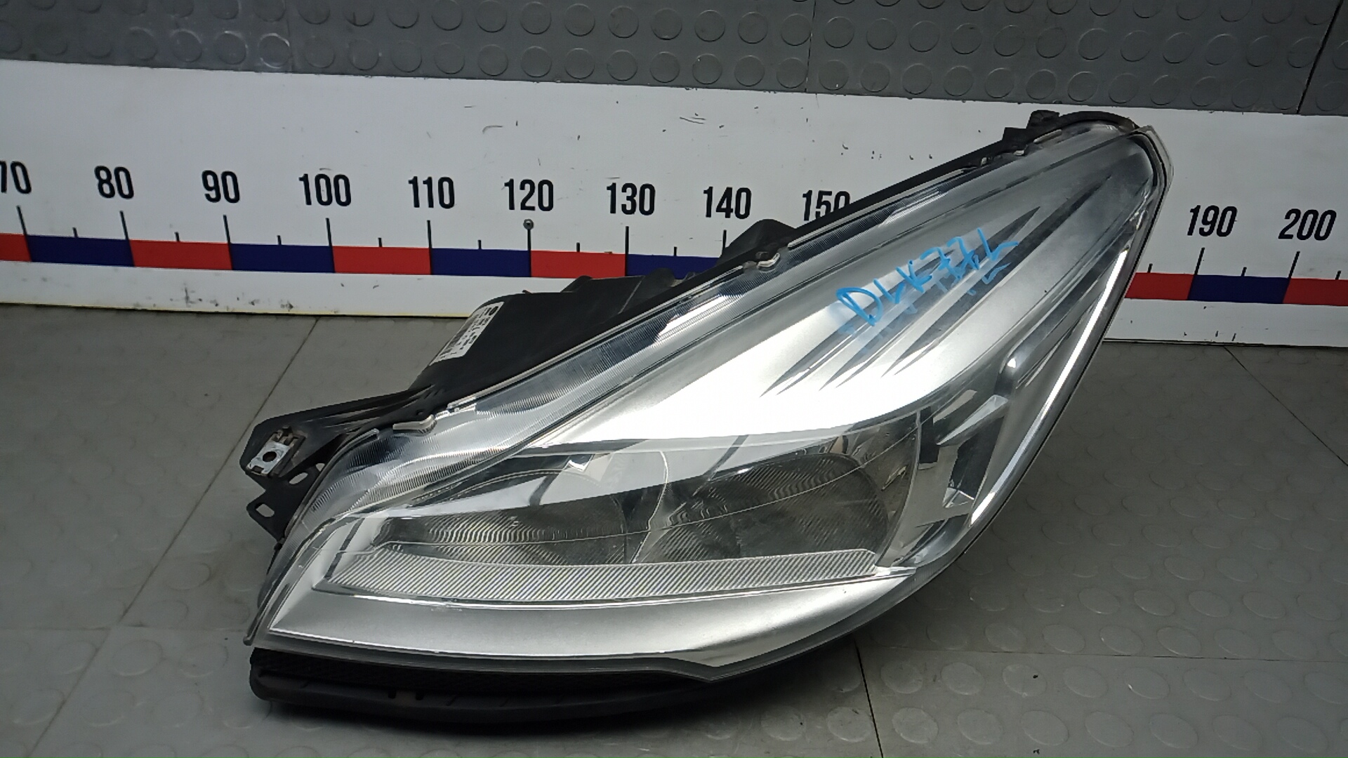 Фара левая Ford Kuga 2