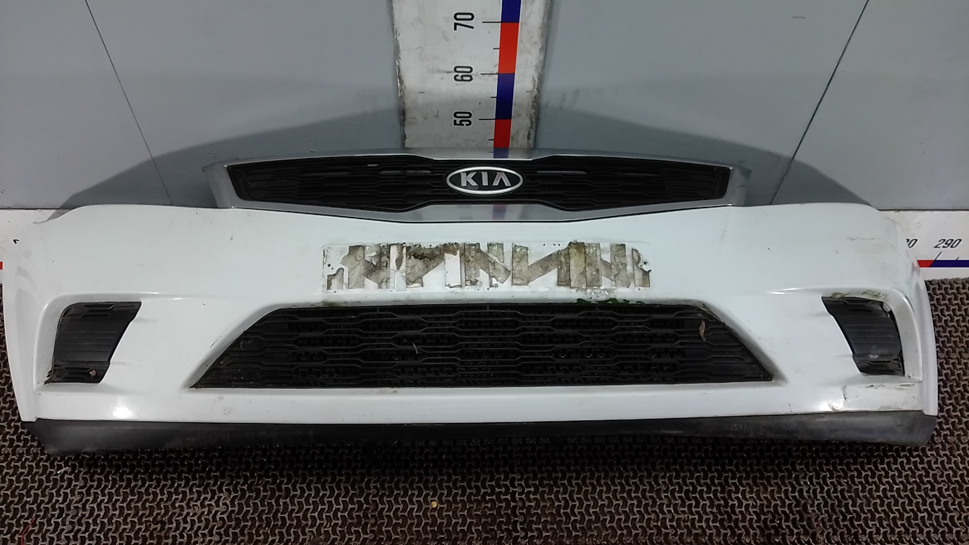 Бампер передний Kia Ceed 1