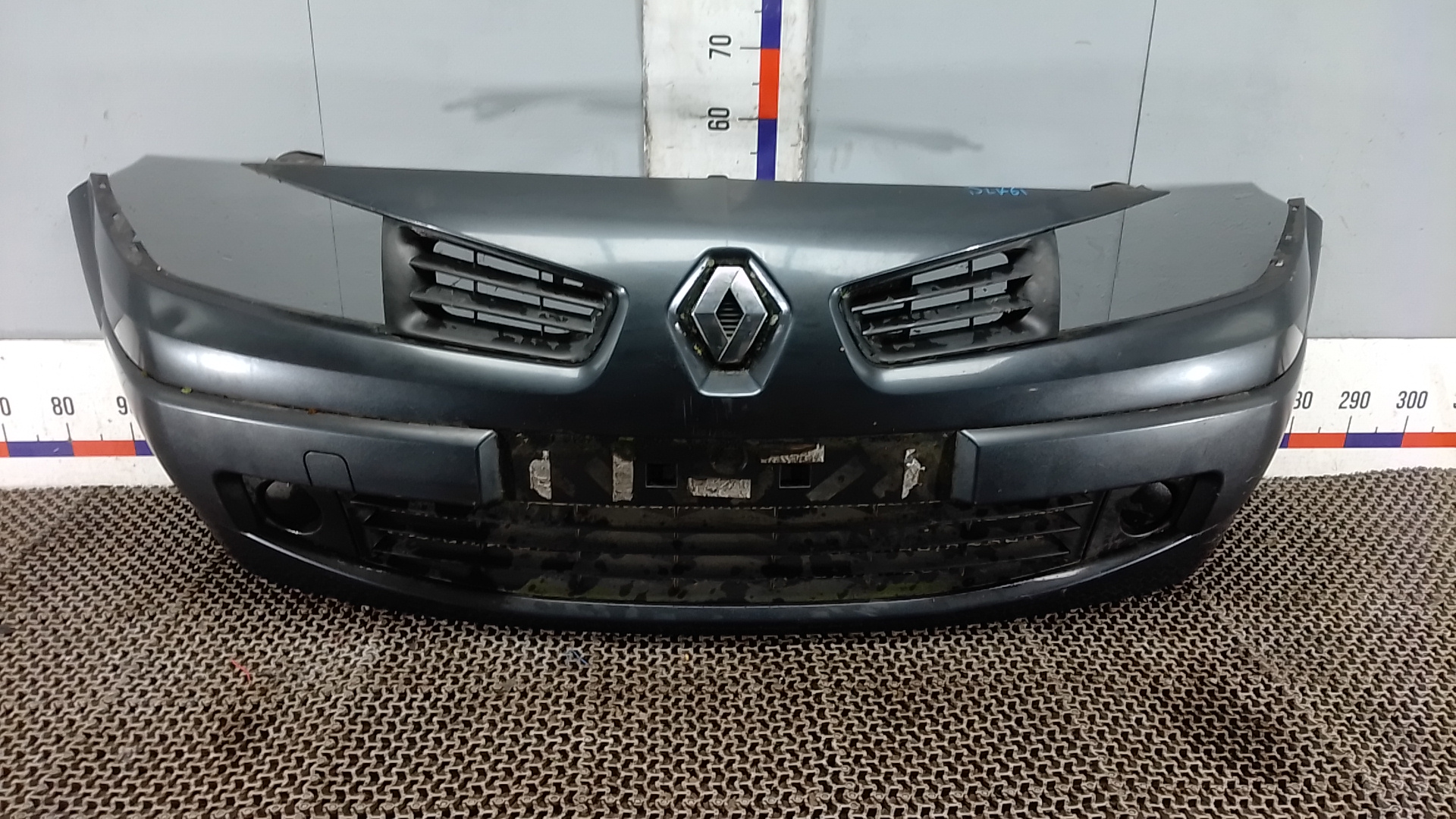 Бампер передний Renault Megane 2