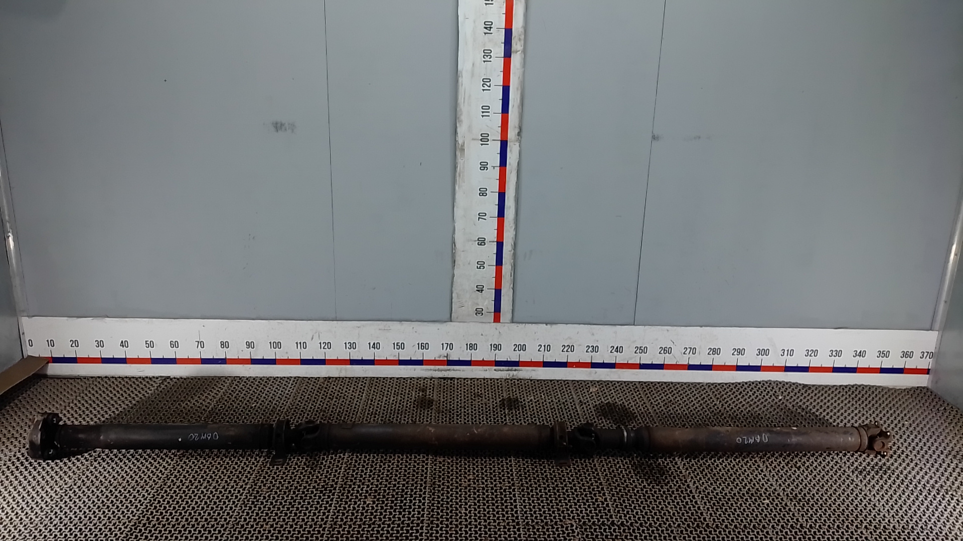 Карданный вал Ford Transit 8