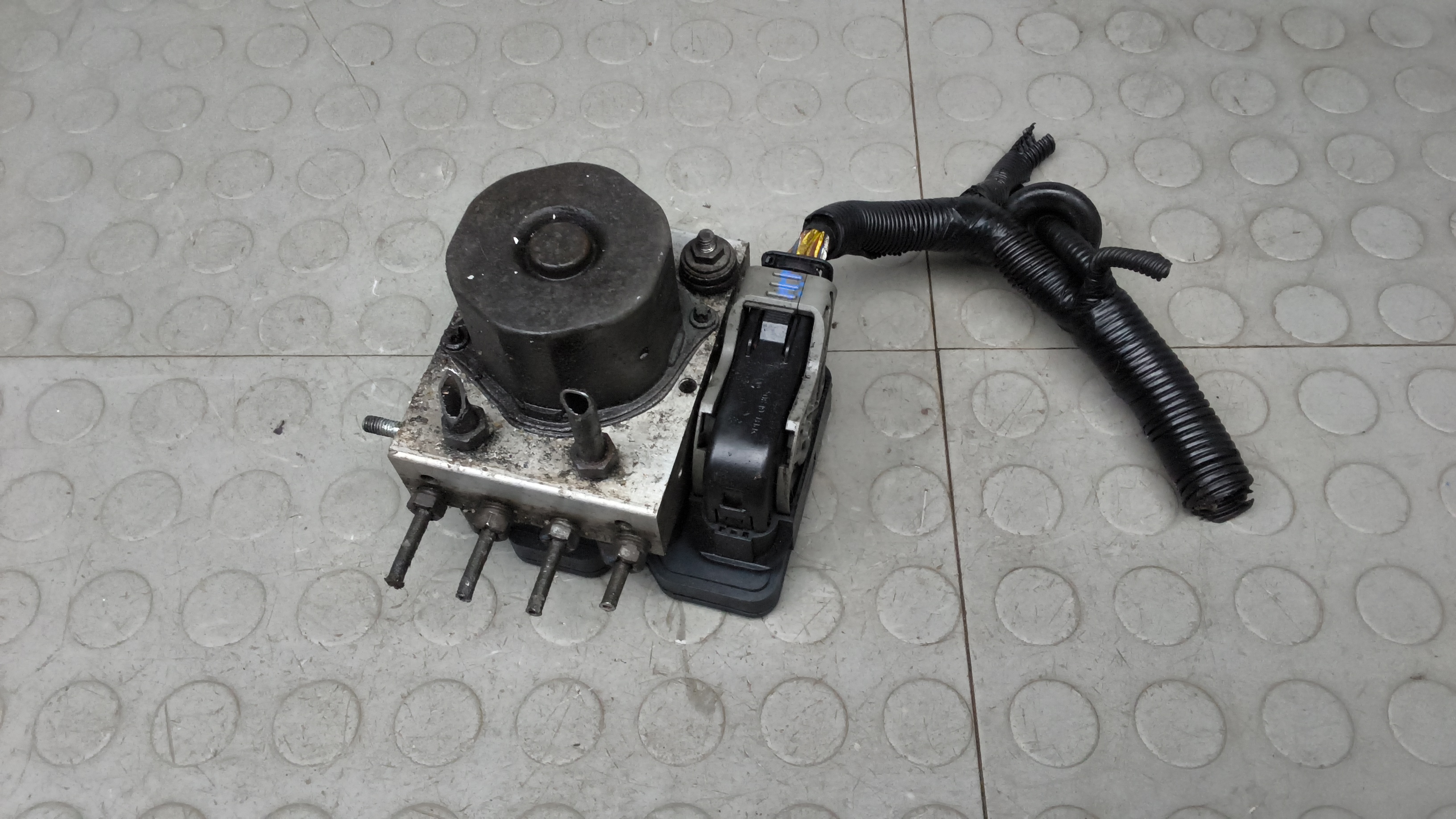 Блок ABS Ford Transit 8