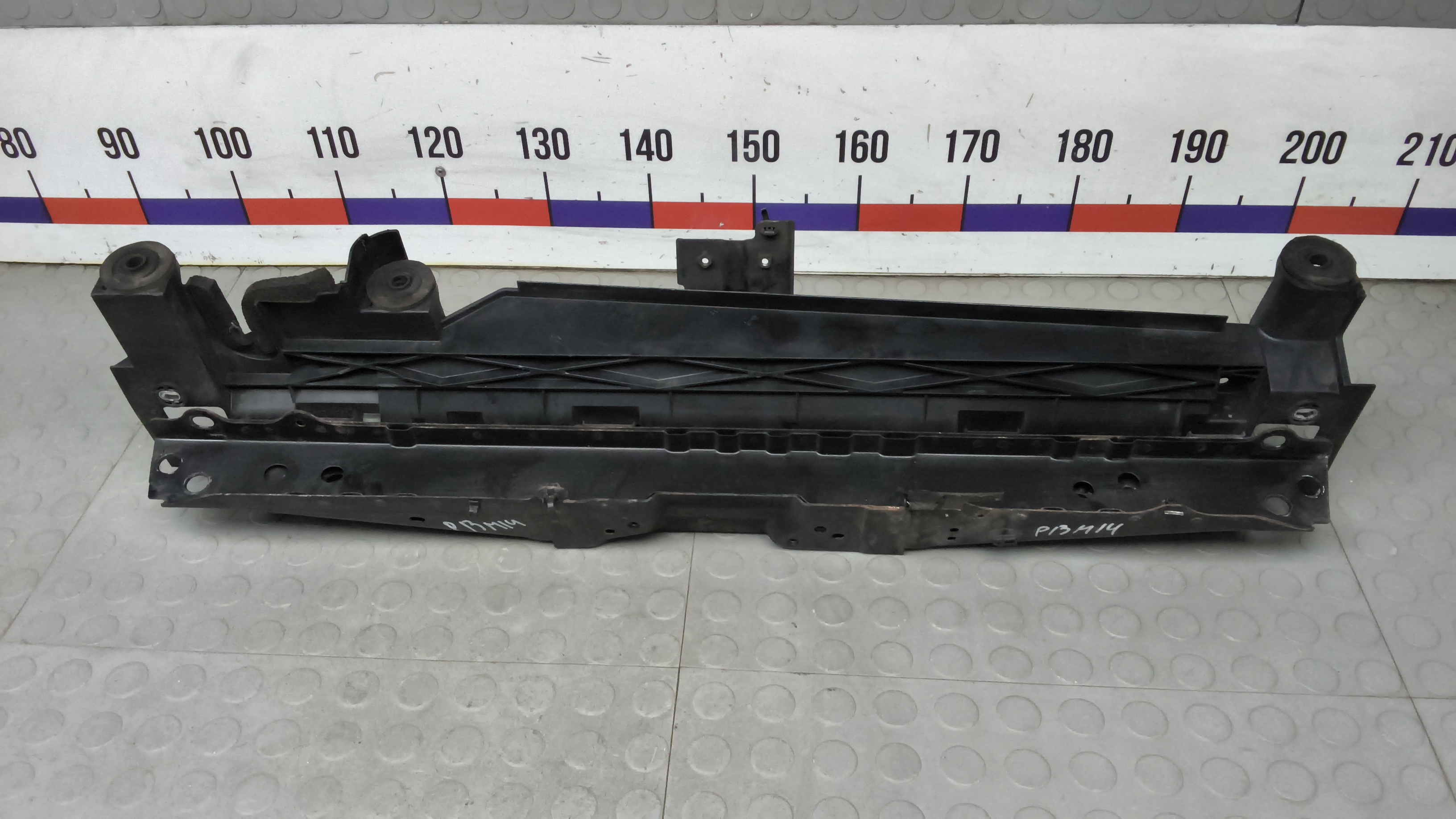 Рамка капота Nissan X-Trail T32